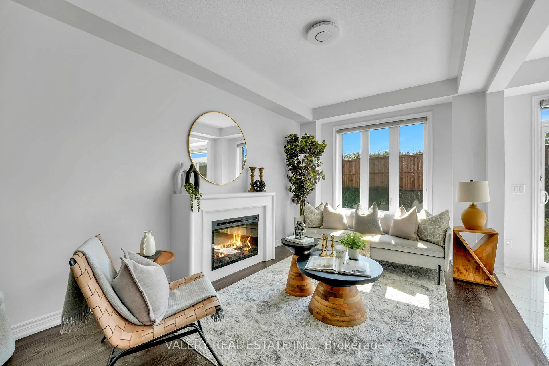 Photo 7 of 14 Grassbourne Avenue, Kitchener — HOMEH