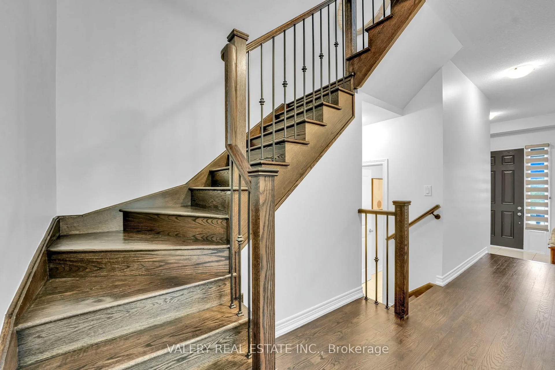 Photo 14 of 14 Grassbourne Avenue, Kitchener — HOMEH