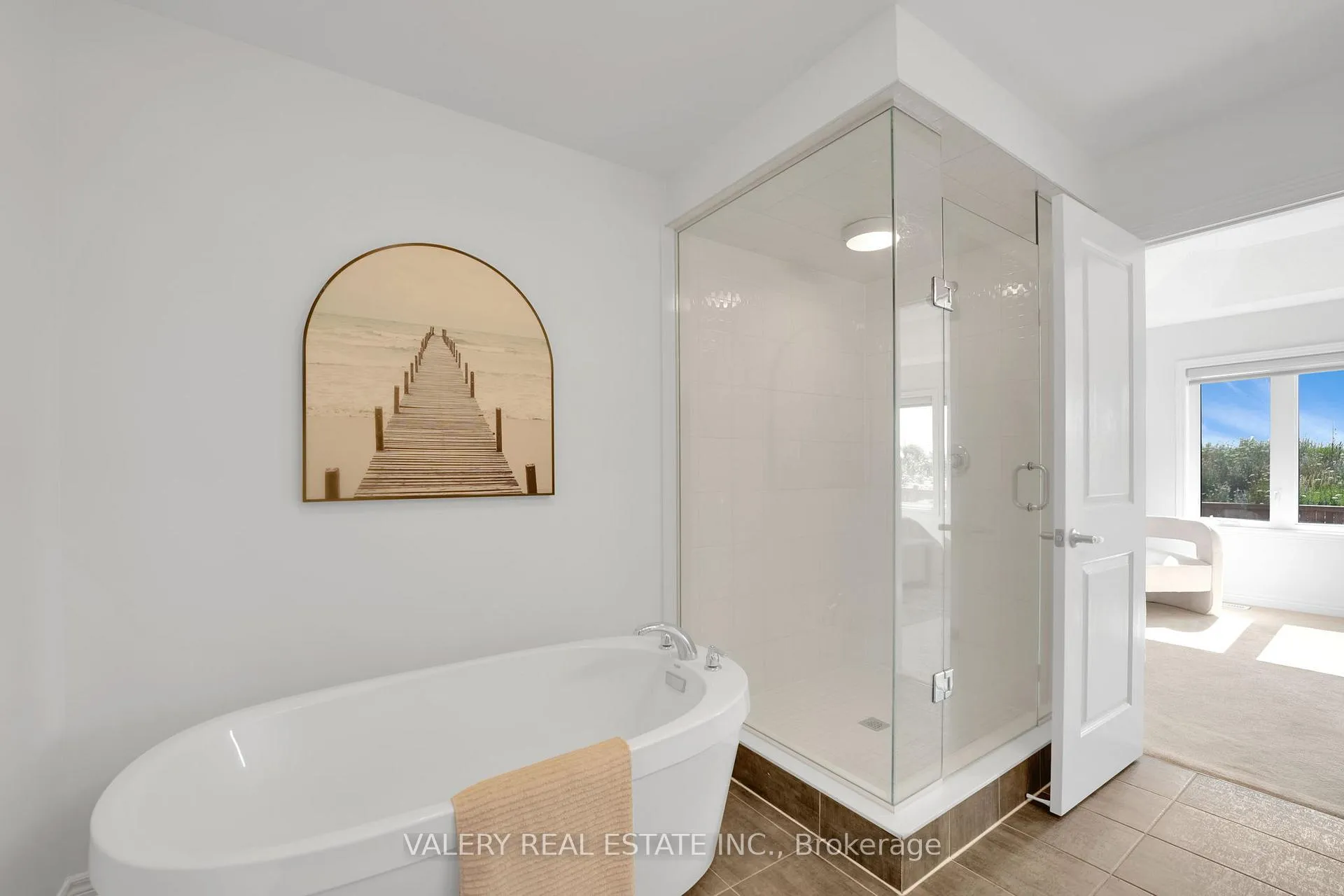 Photo 19 of 14 Grassbourne Avenue, Kitchener — HOMEH