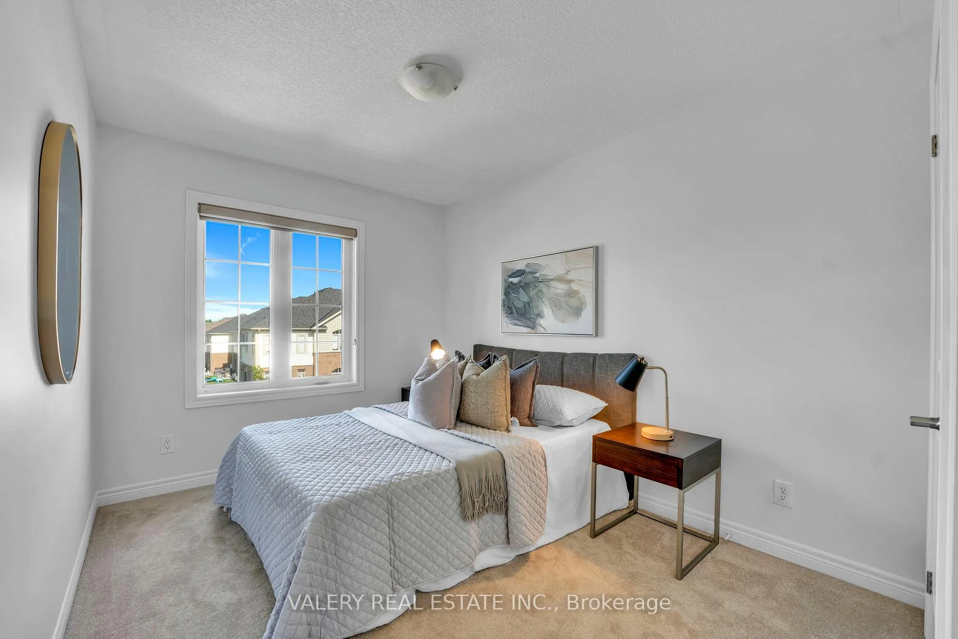 Photo 23 of 14 Grassbourne Avenue, Kitchener — HOMEH