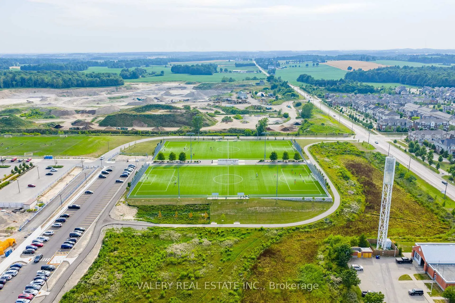 Photo 35 of 14 Grassbourne Avenue, Kitchener — HOMEH