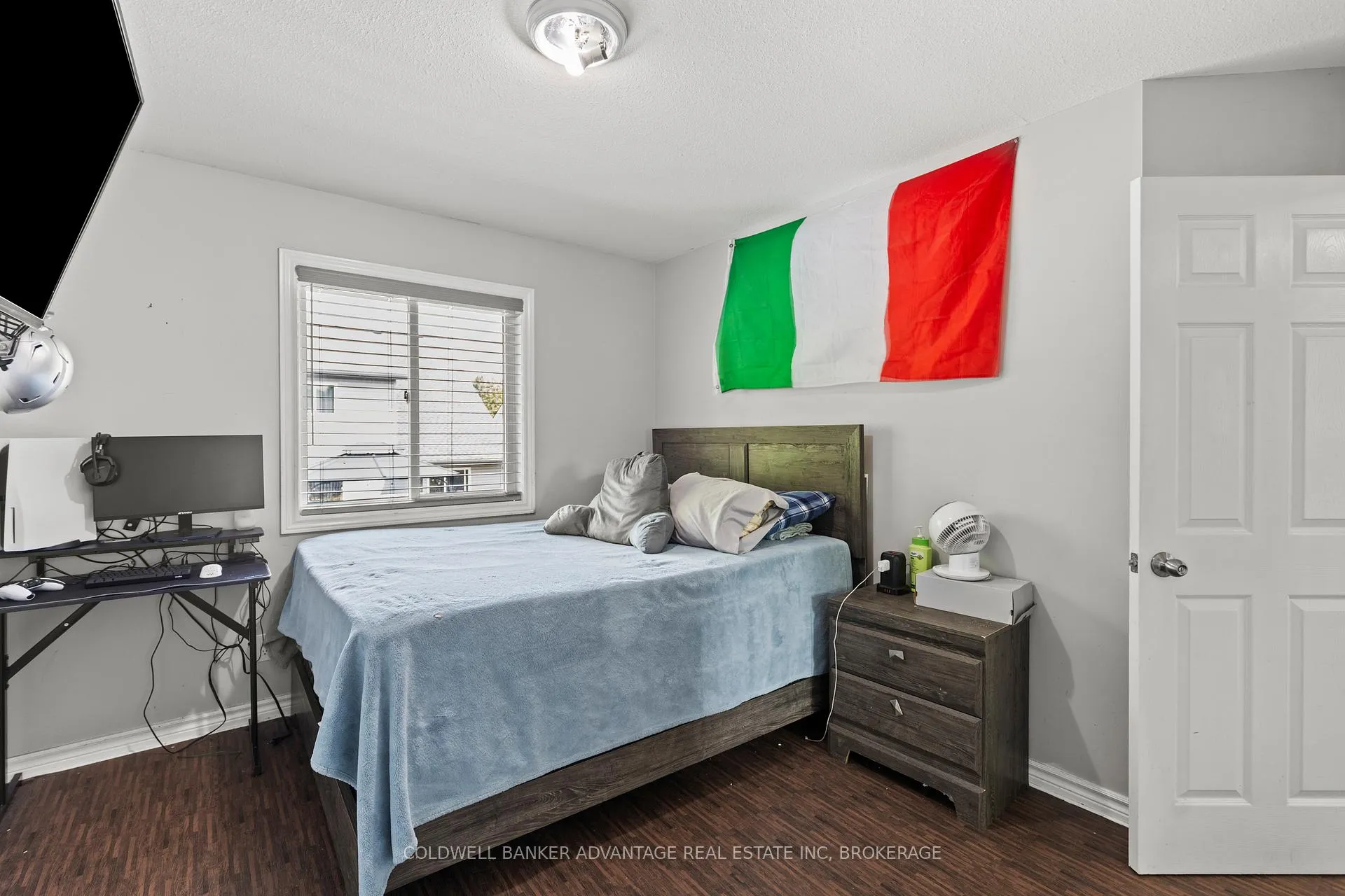 Photo 11 of 8097 Woodsview Crescent, Niagara Falls, Ascot — HOMEH
