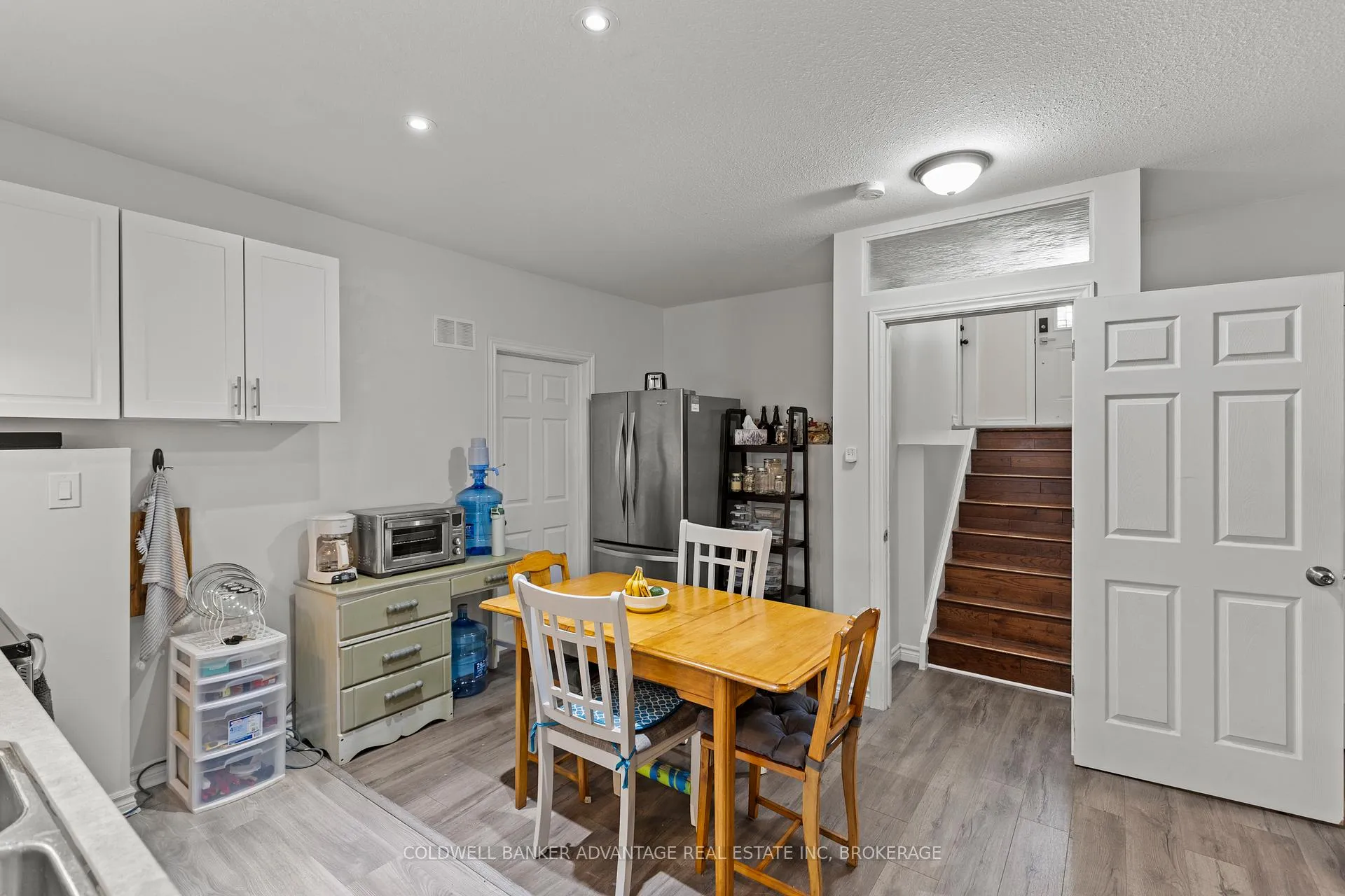 Photo 17 of 8097 Woodsview Crescent, Niagara Falls, Ascot — HOMEH