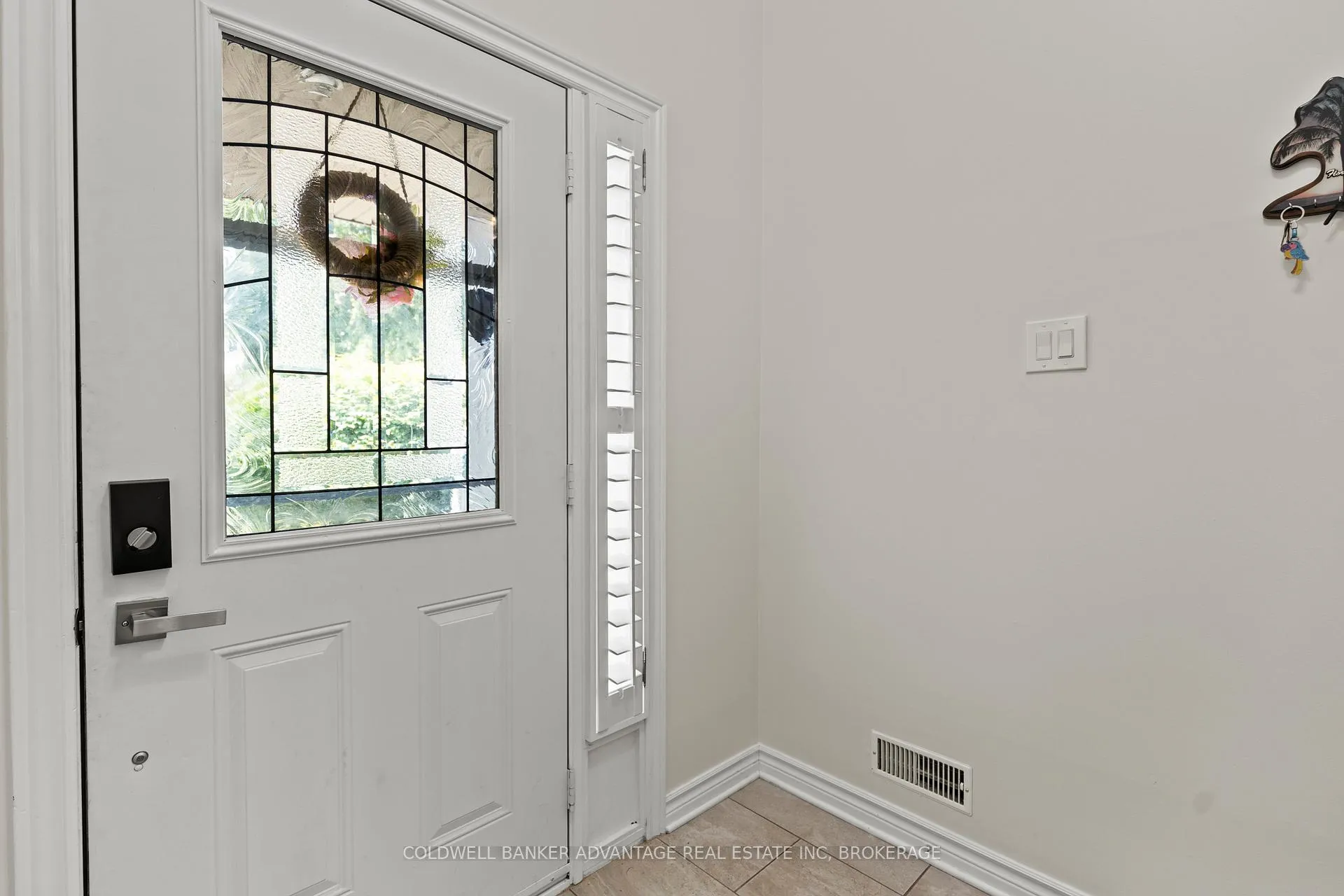 Photo 28 of 8097 Woodsview Crescent, Niagara Falls, Ascot — HOMEH