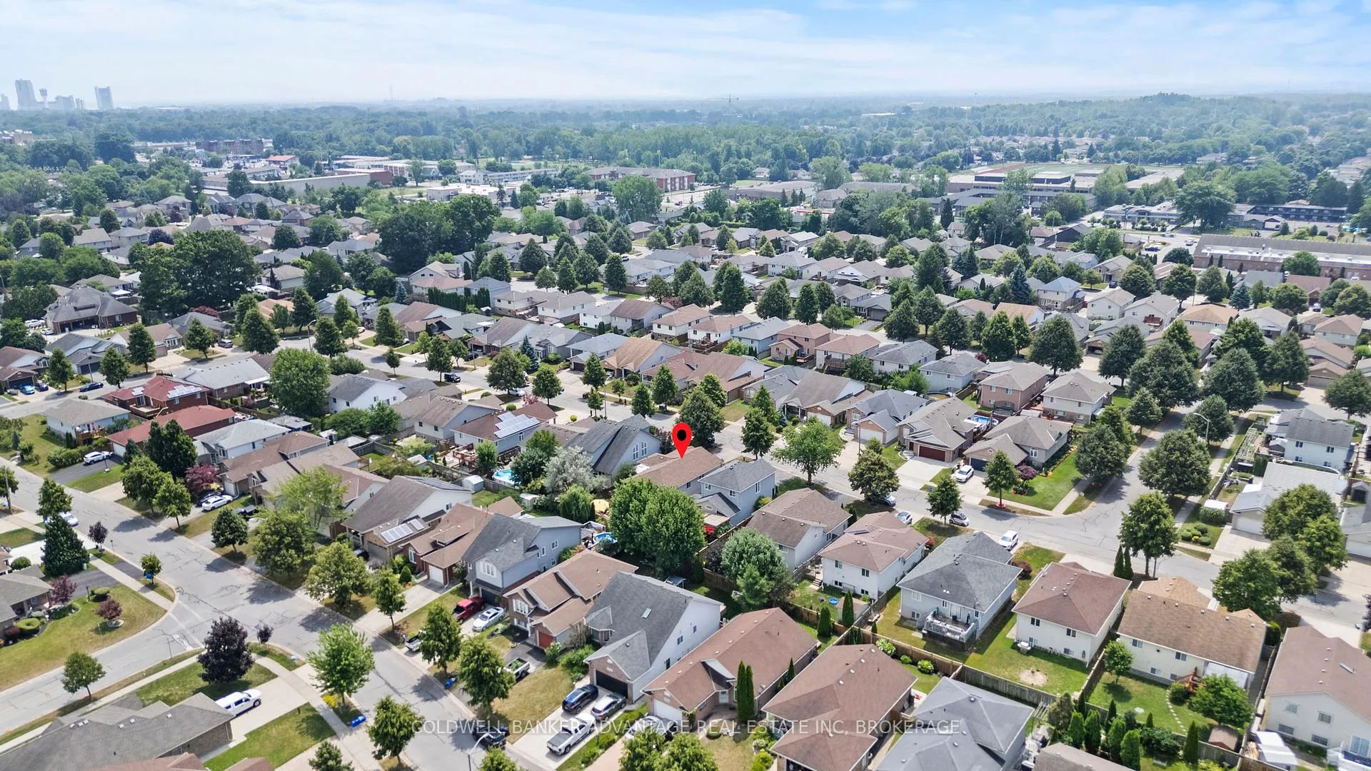 Photo 31 of 8097 Woodsview Crescent, Niagara Falls, Ascot — HOMEH