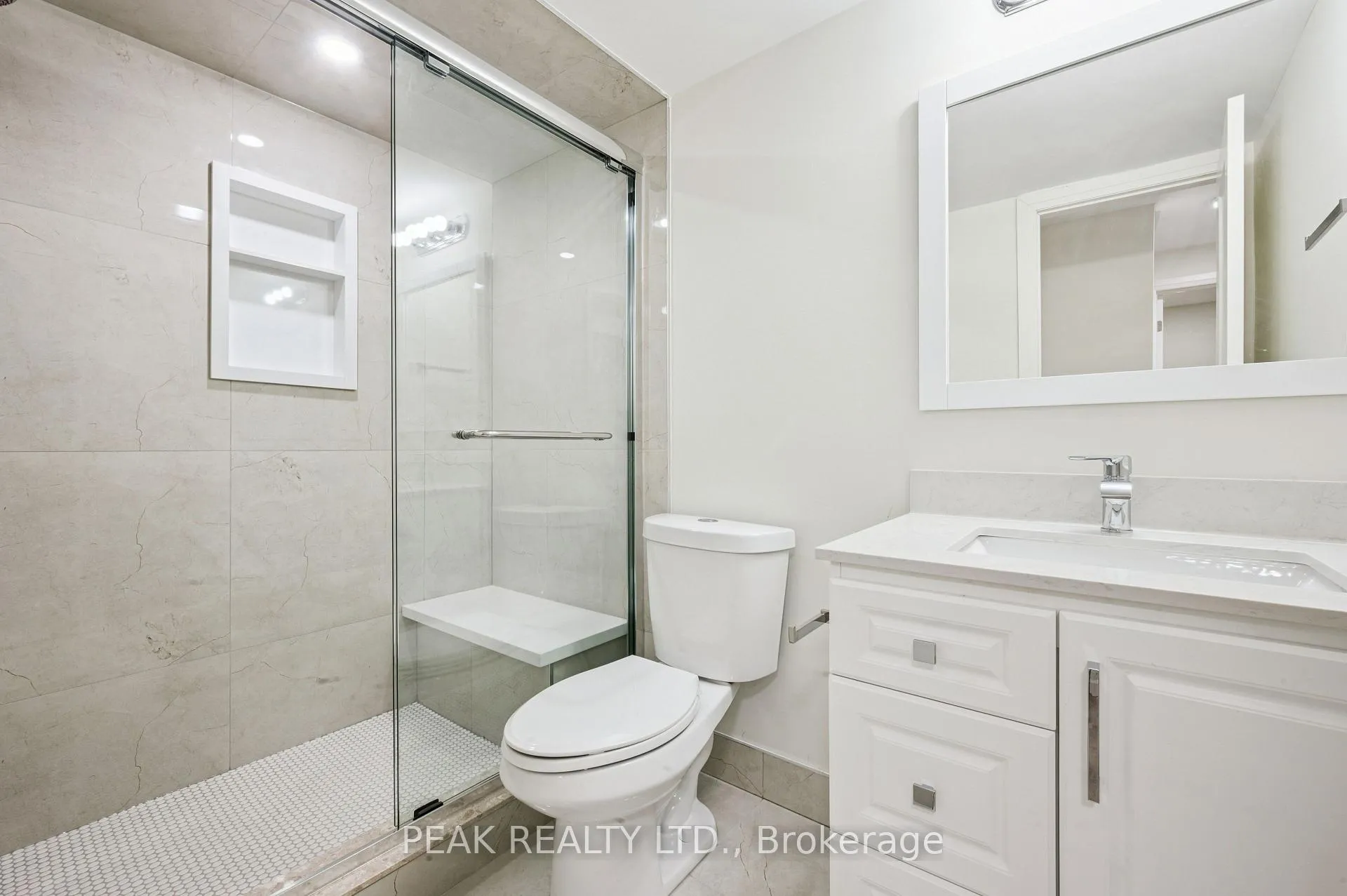 Photo 8 of 116 Markwood Drive, Kitchener — HOMEH