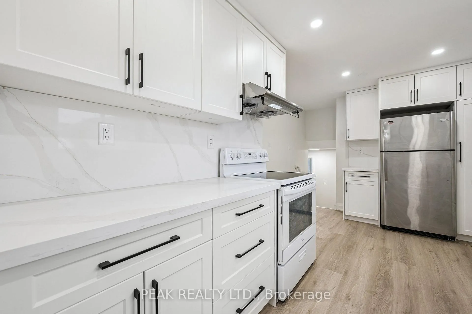 Photo 19 of 116 Markwood Drive, Kitchener — HOMEH