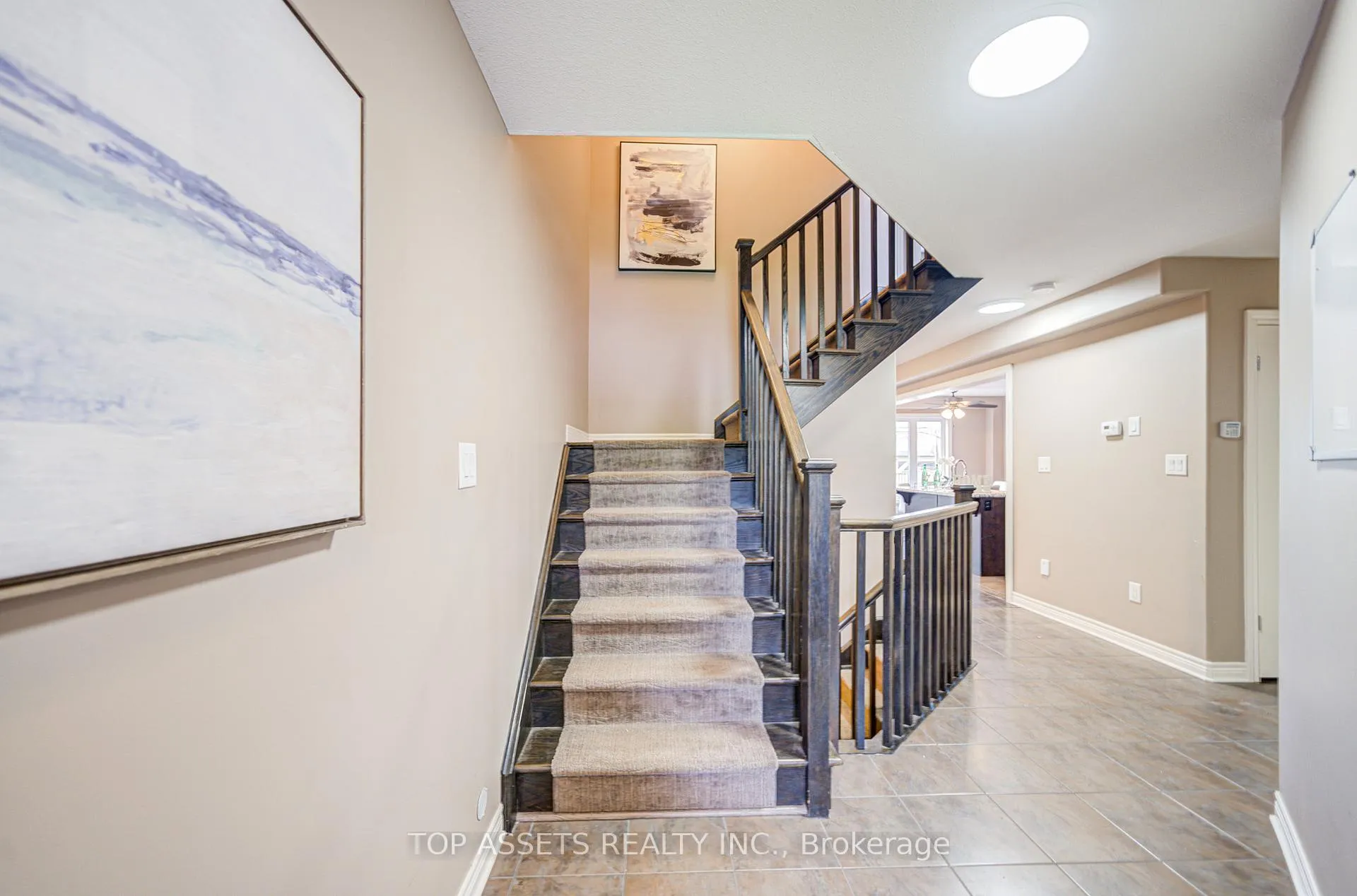 Photo 3 of 6504 Armelina Crescent, Niagara Falls, Forestview — HOMEH