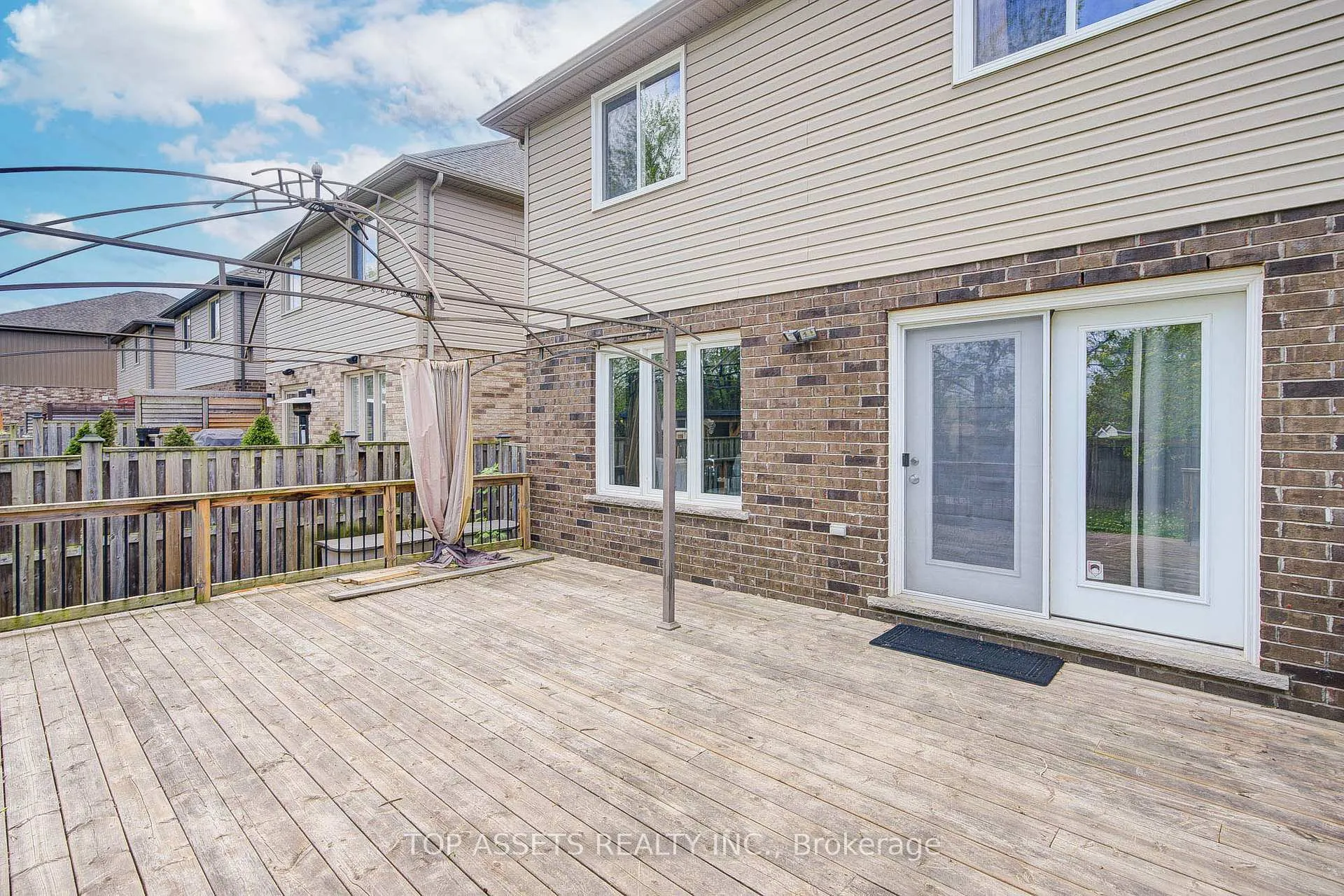 Photo 39 of 6504 Armelina Crescent, Niagara Falls, Forestview — HOMEH