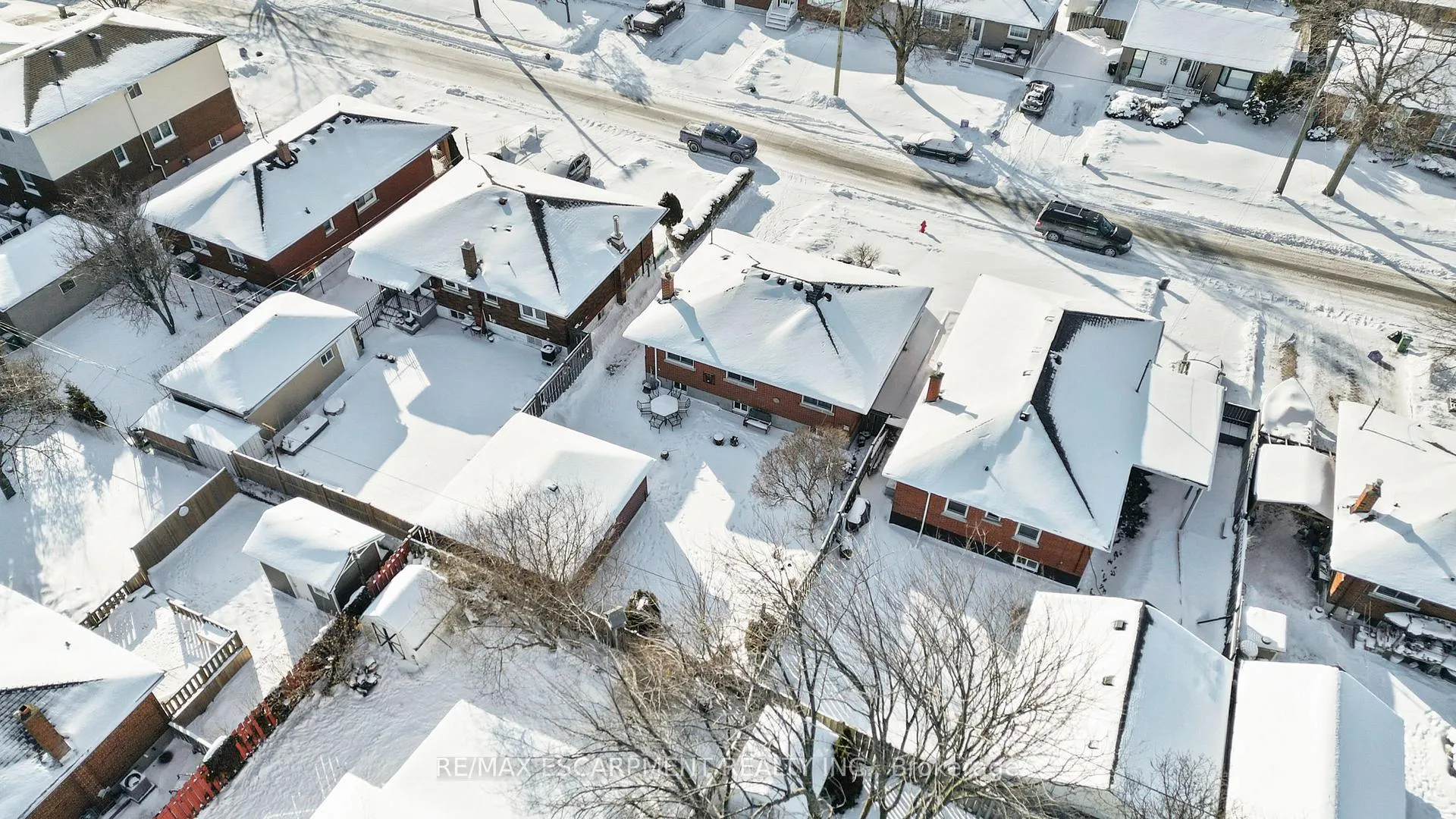 Photo 44 of 51 Elliott Avenue, Hamilton, Huntington — HOMEH
