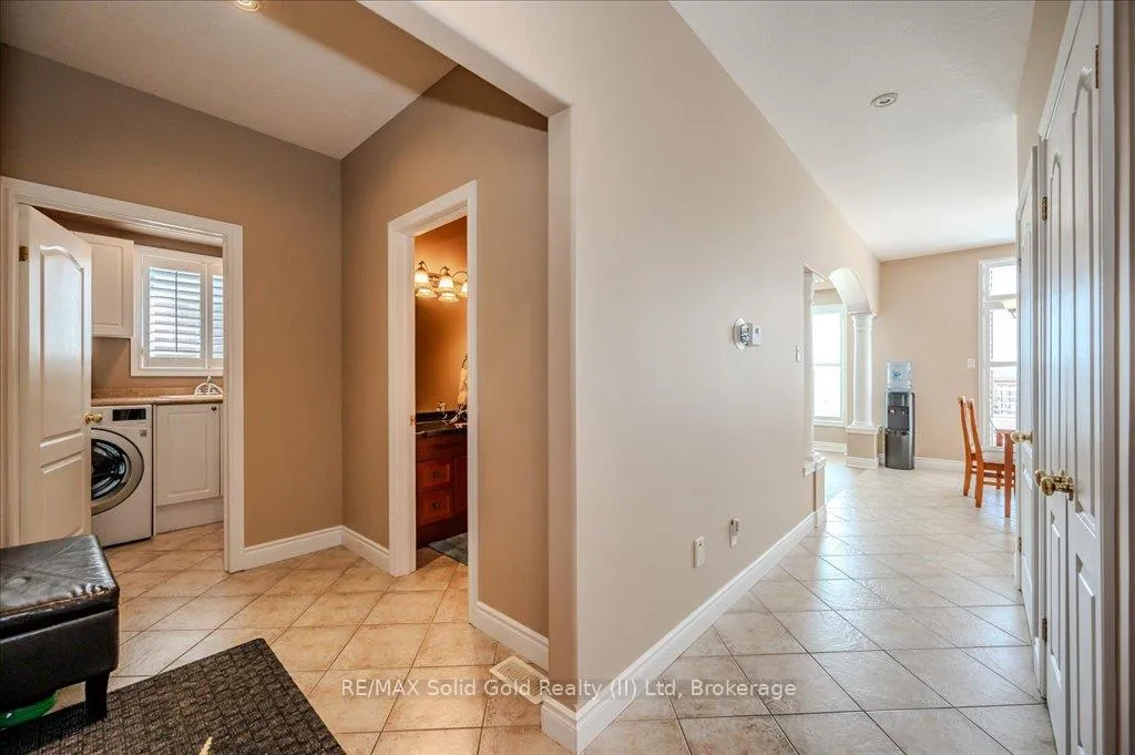 Photo 14 of 449 Kelso Drive, Waterloo — HOMEH