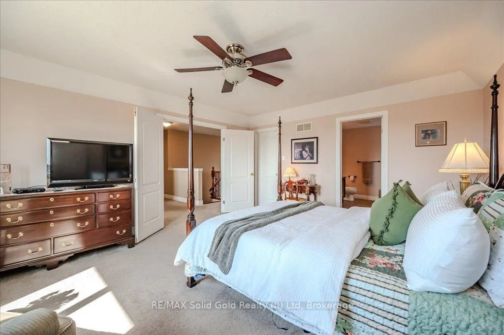 Photo 32 of 449 Kelso Drive, Waterloo — HOMEH