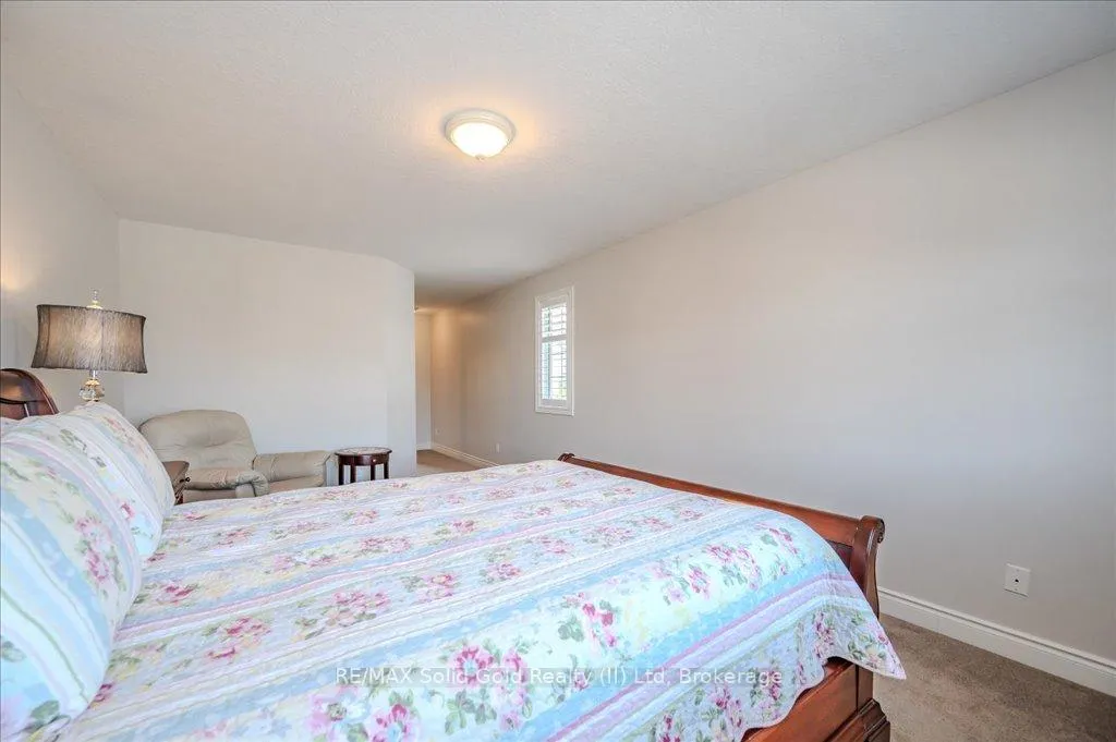 Photo 36 of 449 Kelso Drive, Waterloo — HOMEH