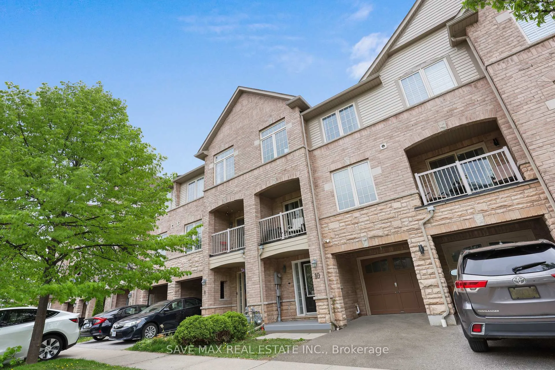 Photo 2 of 10 Clowes Street, Ajax, Central — HOMEH