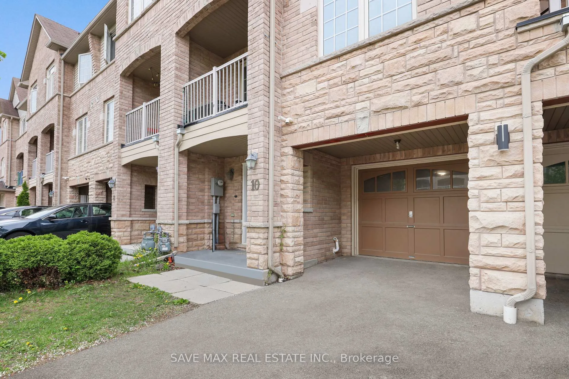 Photo 4 of 10 Clowes Street, Ajax, Central — HOMEH