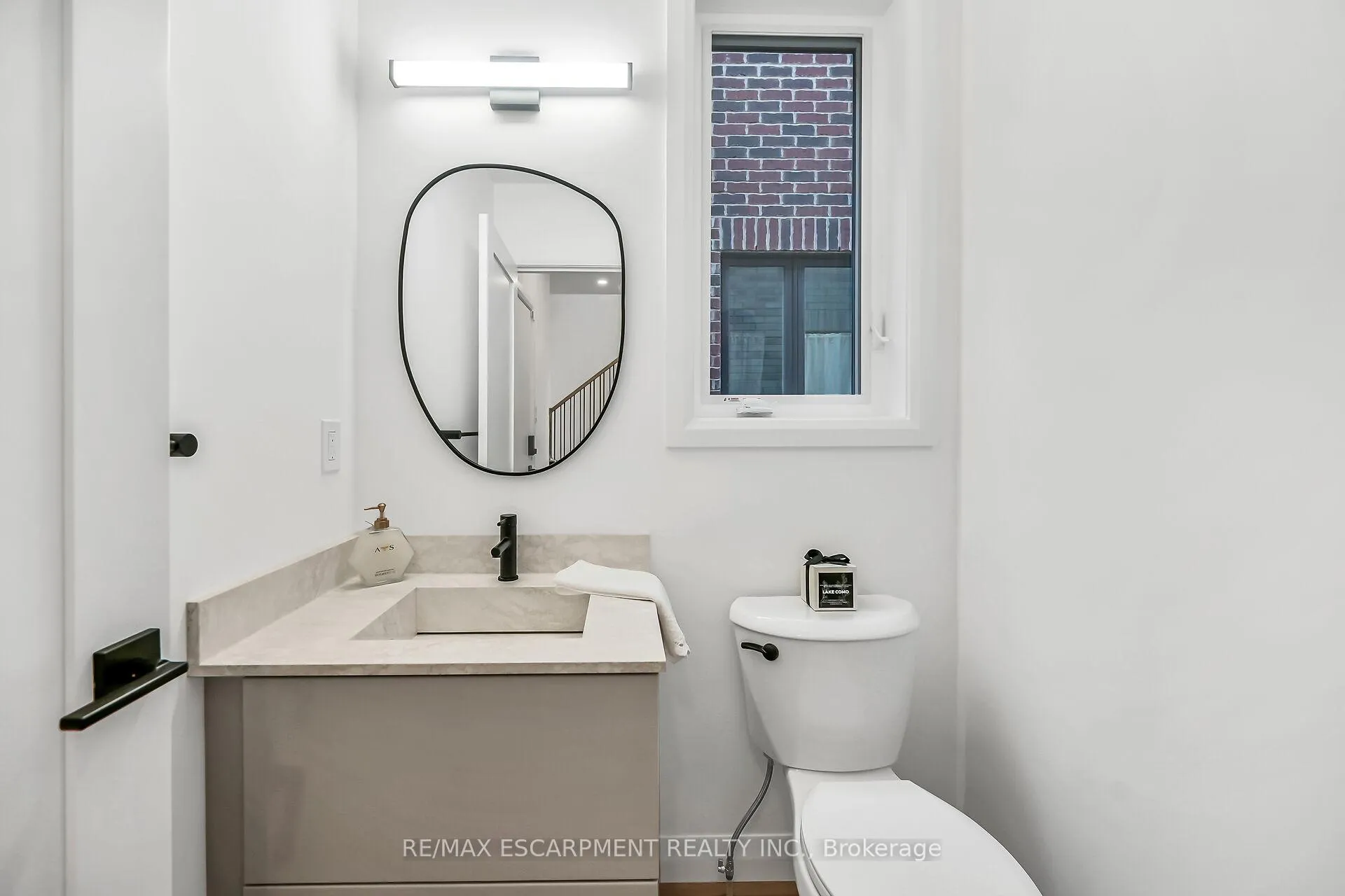 Photo 19 of 243 Alessio Drive, Hamilton, Sheldon — HOMEH