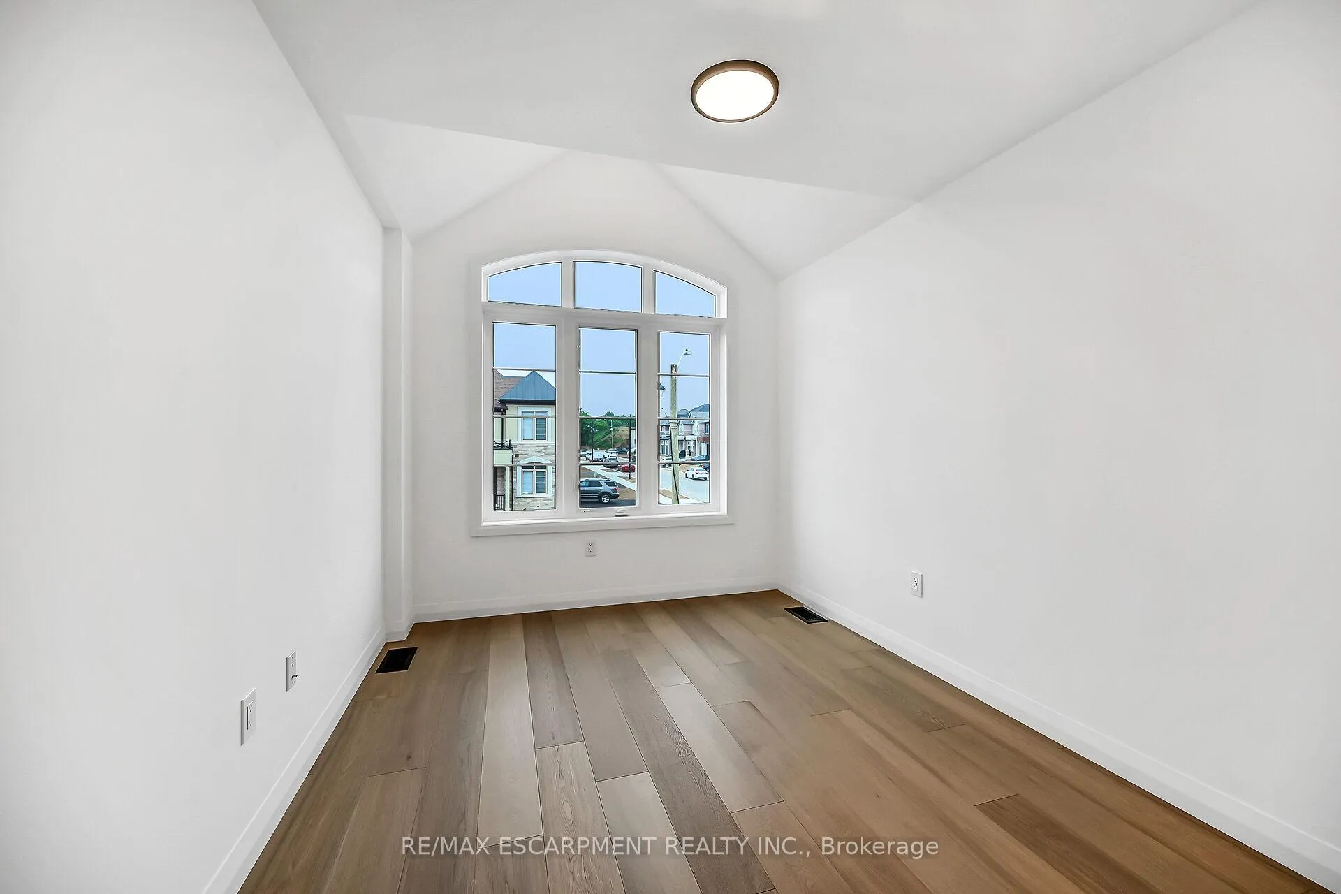 Photo 27 of 243 Alessio Drive, Hamilton, Sheldon — HOMEH