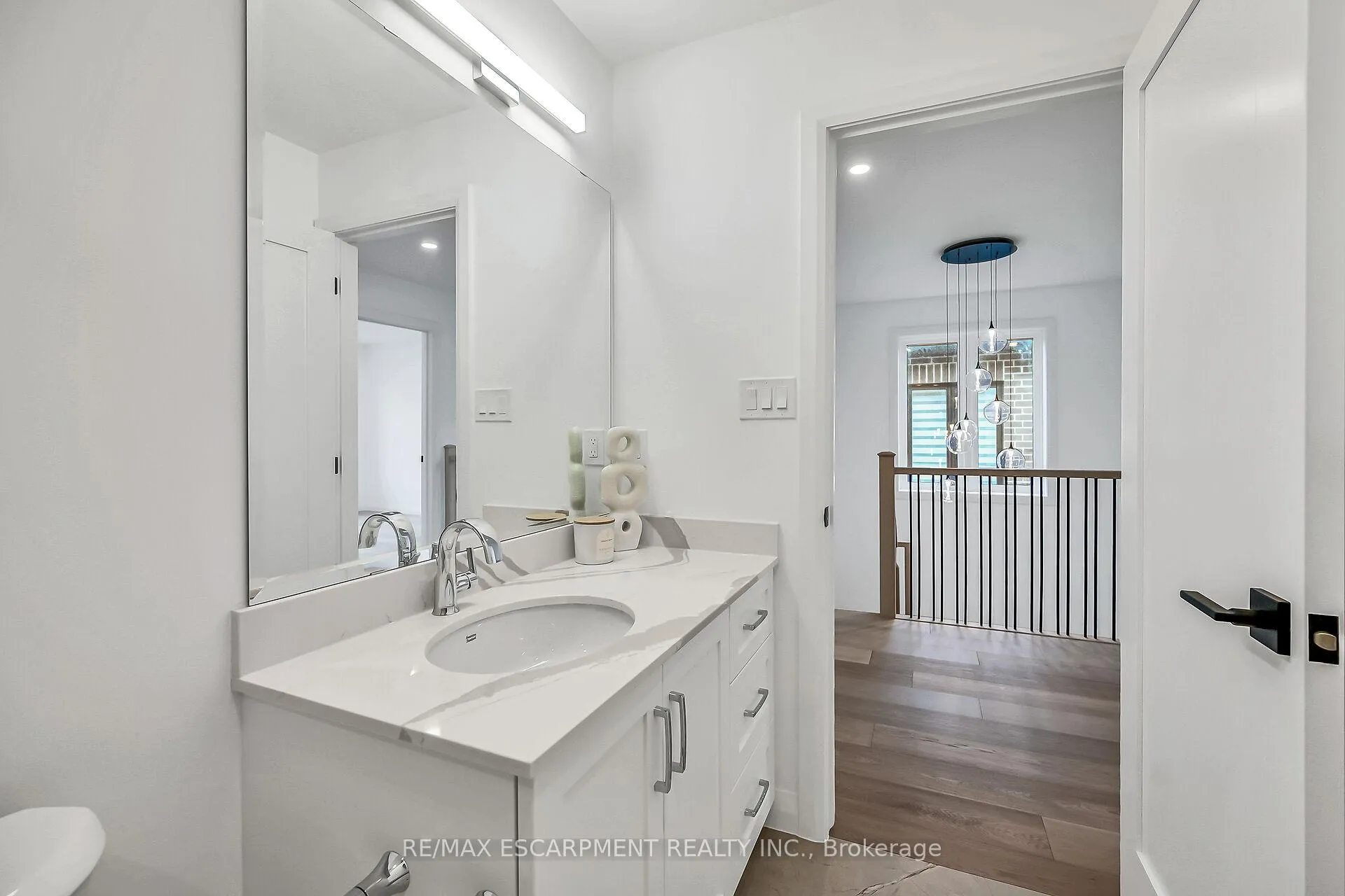 Photo 33 of 243 Alessio Drive, Hamilton, Sheldon — HOMEH