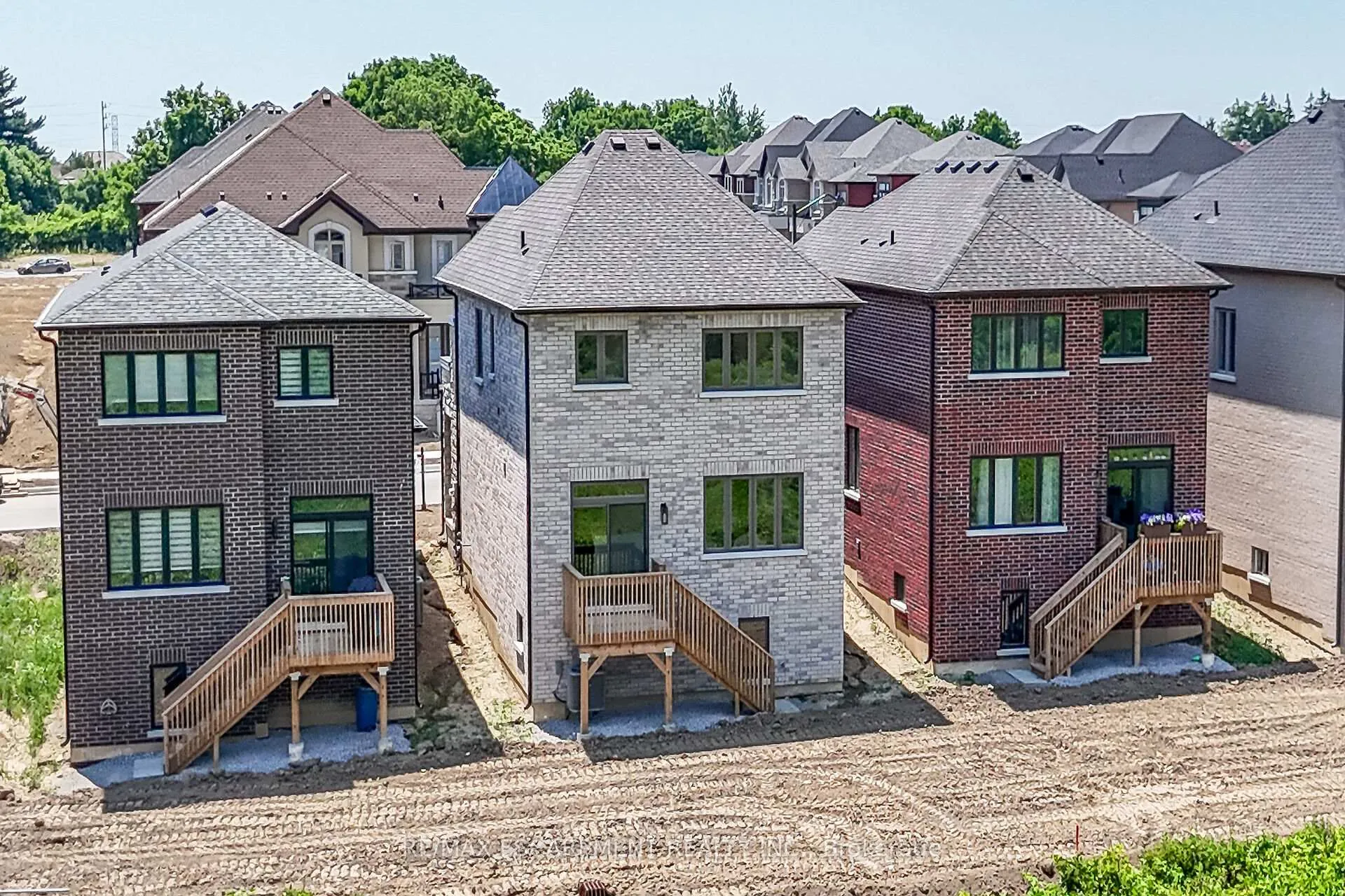 Photo 48 of 243 Alessio Drive, Hamilton, Sheldon — HOMEH