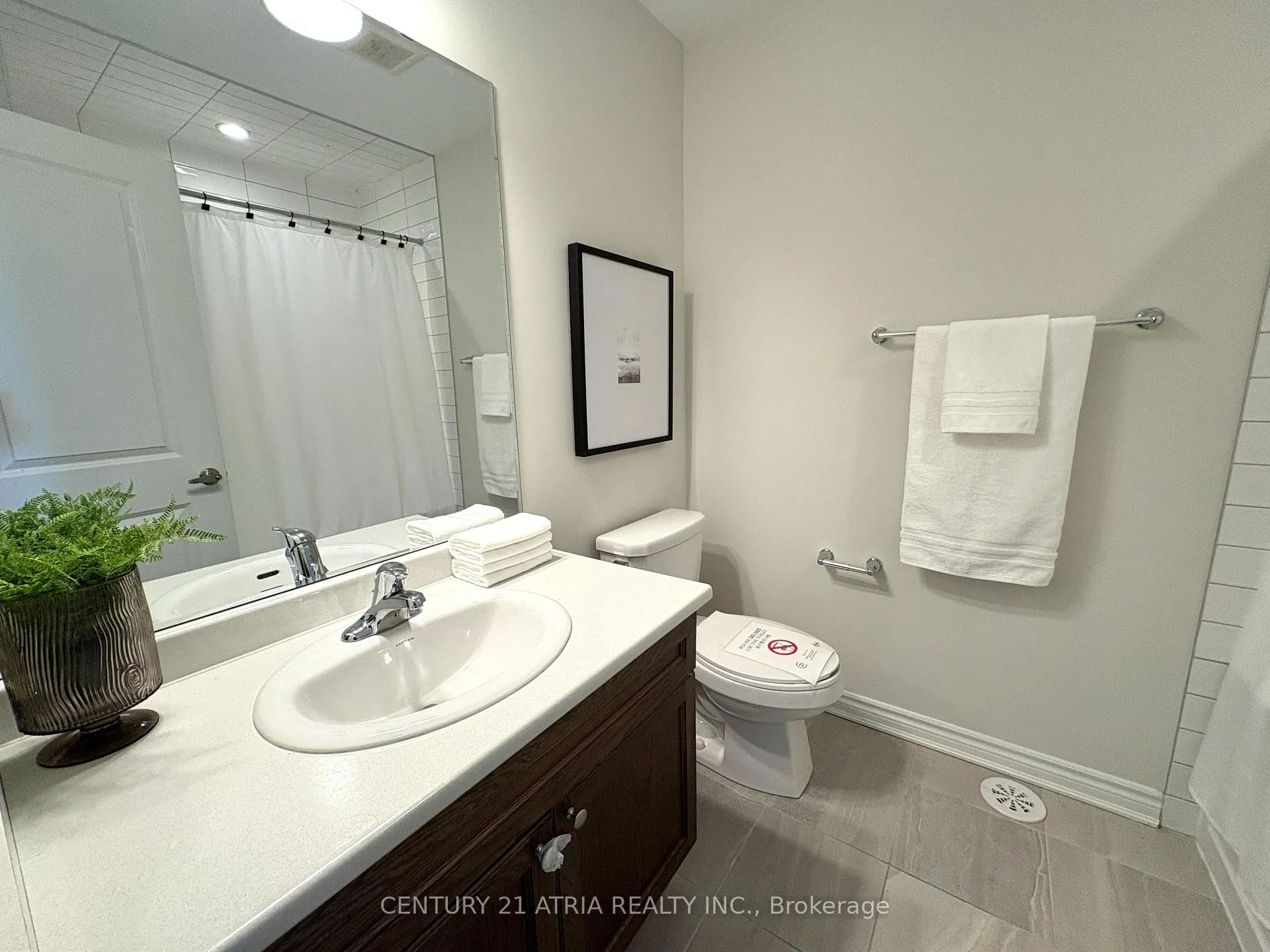 Photo 4 of 3340 Thunderbird Promenade, Pickering, Rural Pickering — HOMEH