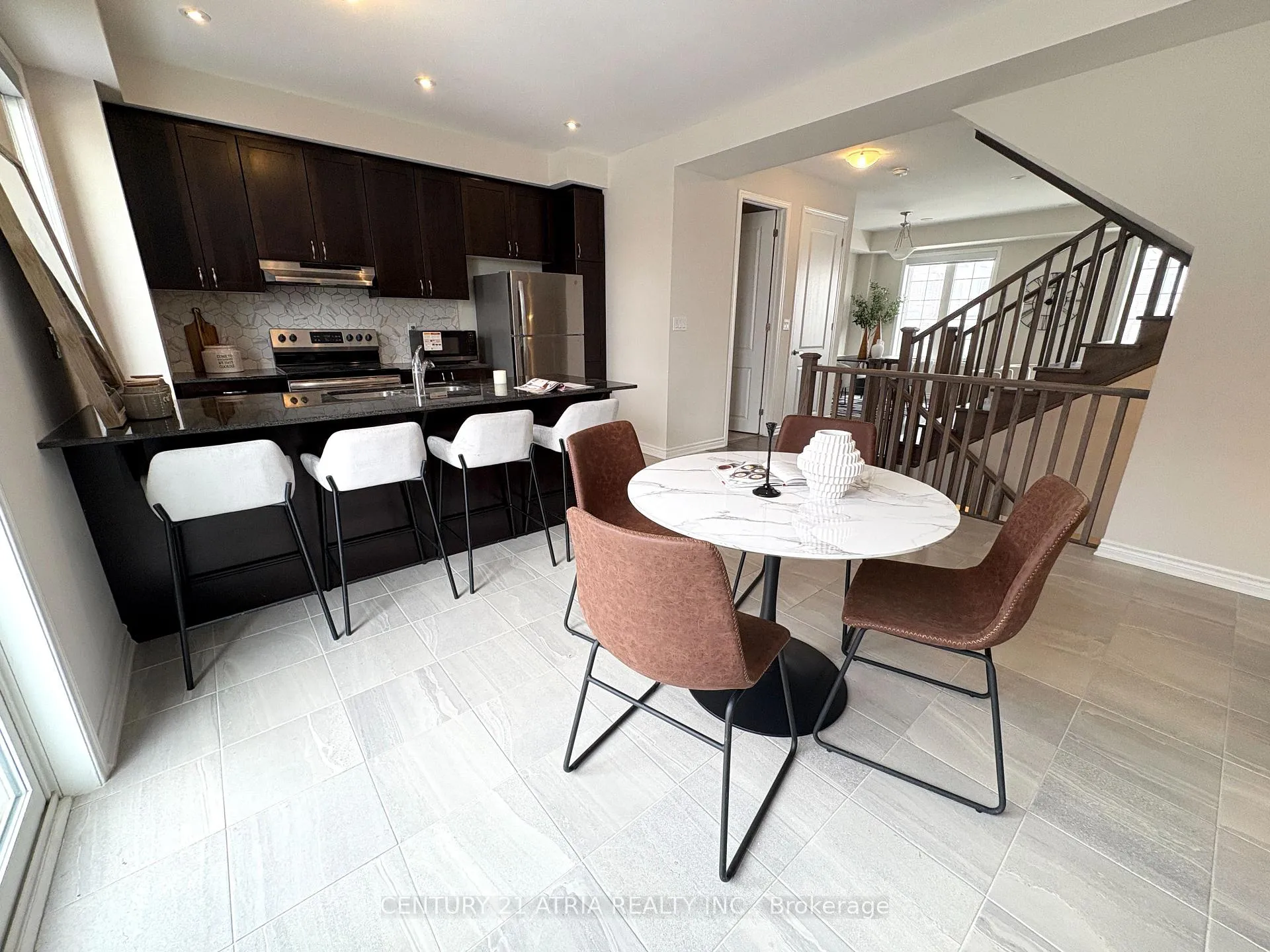 Photo 10 of 3340 Thunderbird Promenade, Pickering, Rural Pickering — HOMEH