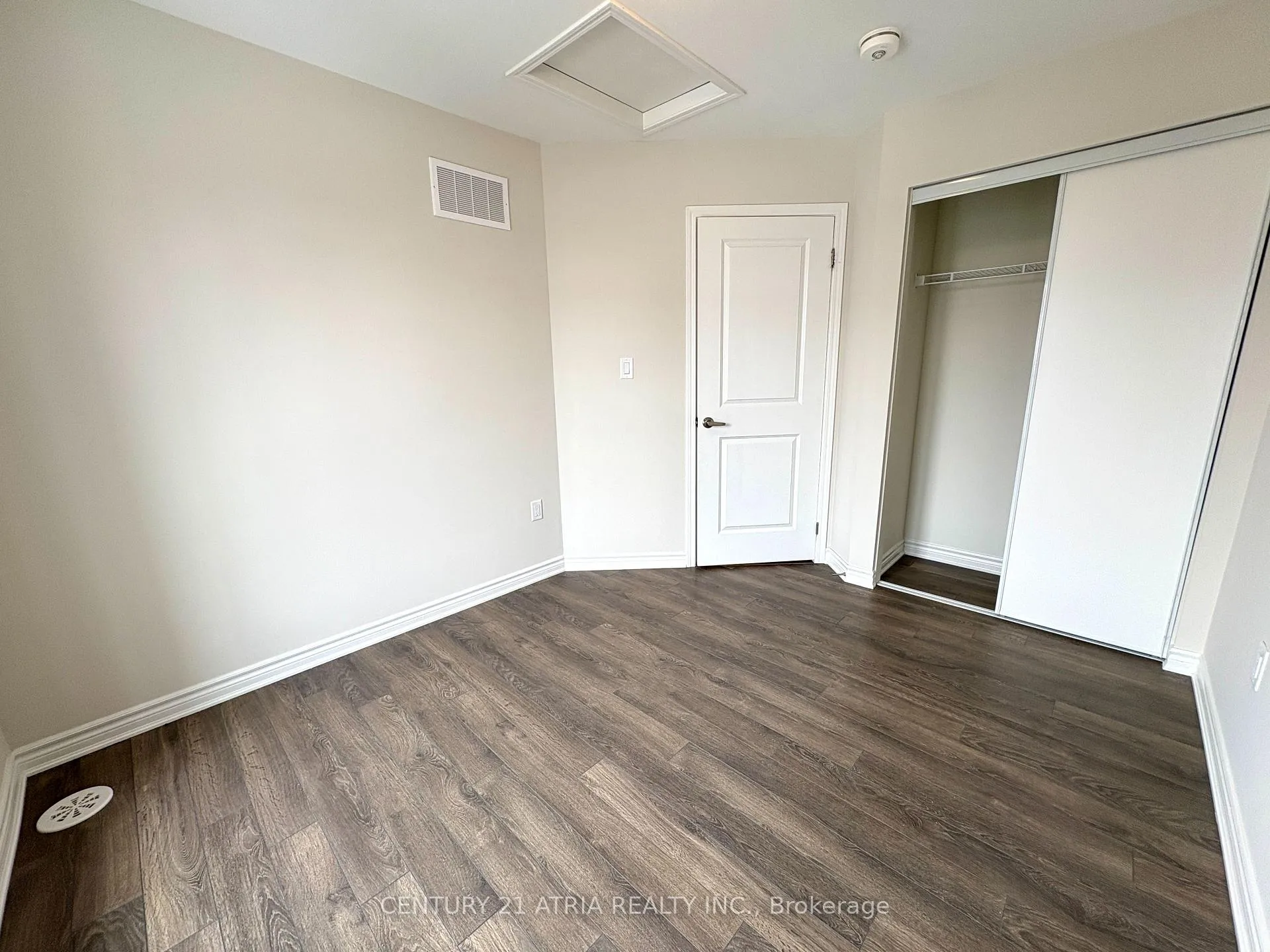 Photo 17 of 3340 Thunderbird Promenade, Pickering, Rural Pickering — HOMEH