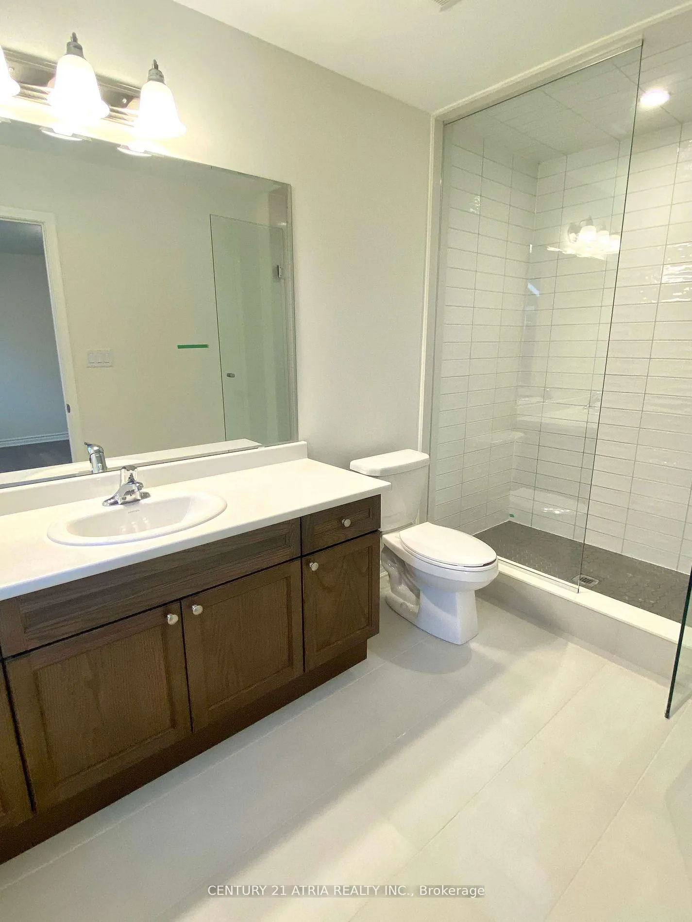 Photo 18 of 3340 Thunderbird Promenade, Pickering, Rural Pickering — HOMEH