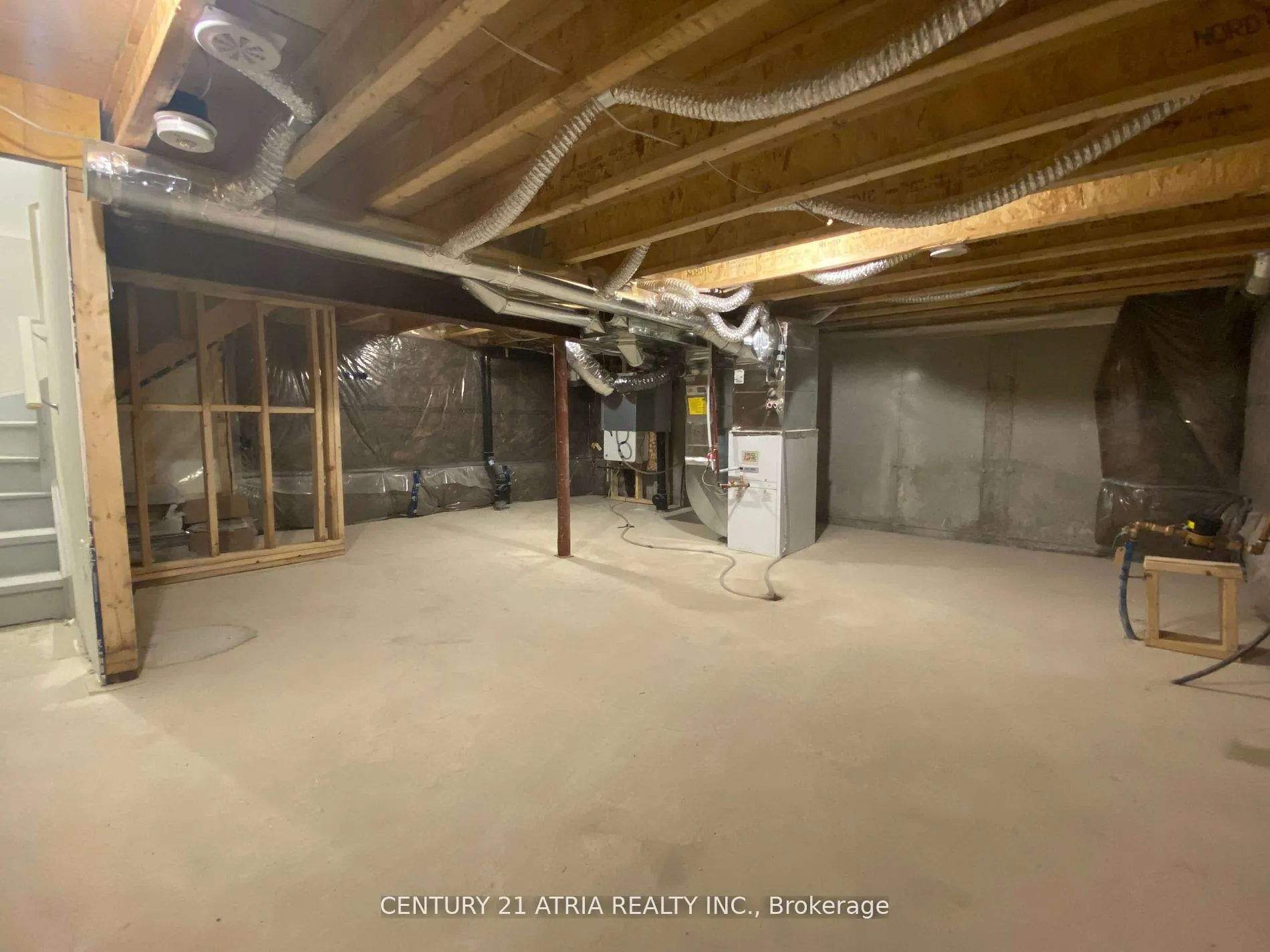 Photo 25 of 3340 Thunderbird Promenade, Pickering, Rural Pickering — HOMEH