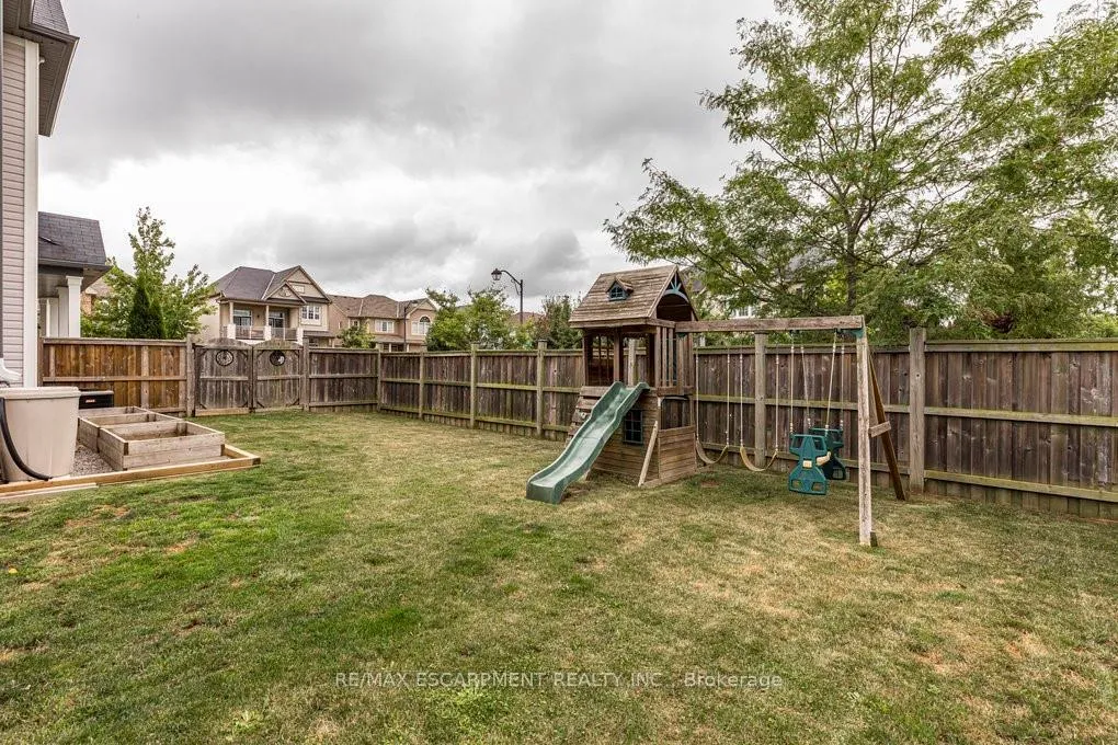 Photo 45 of 44 Fowler Drive, Hamilton, Binbrook — HOMEH