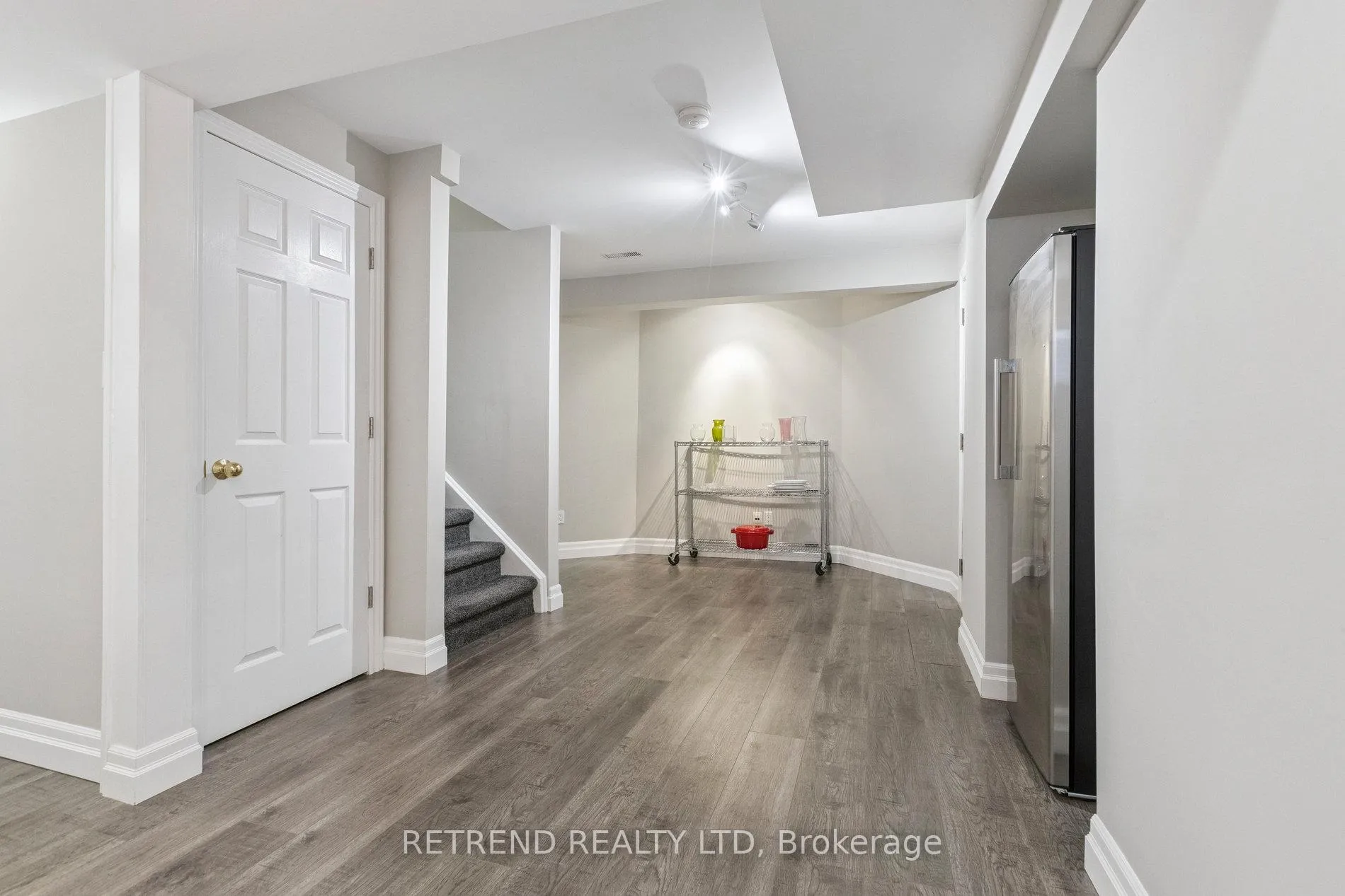 Photo 16 of 134 Queen Charlotte Crescent, Kitchener — HOMEH