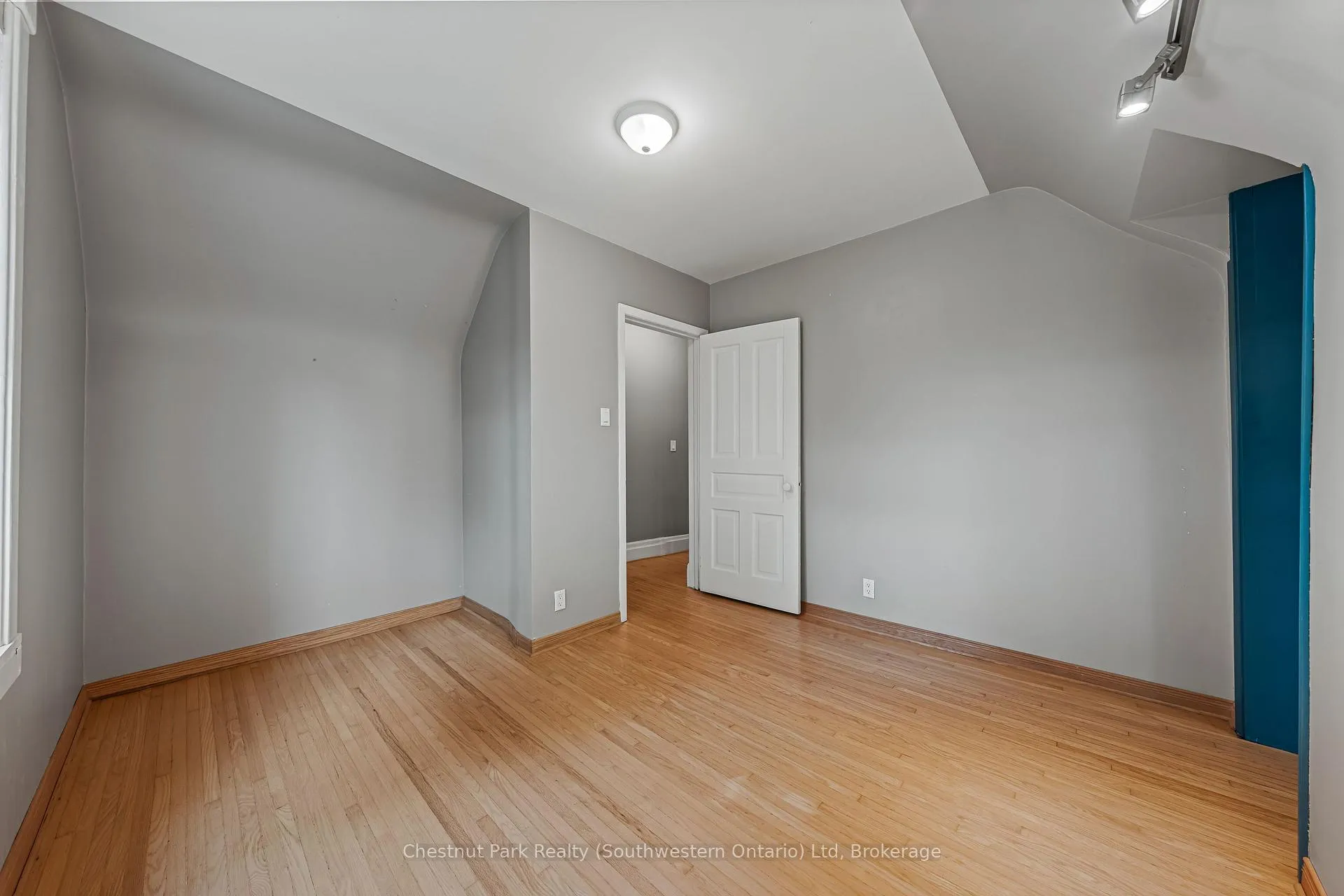 Photo 19 of 6 Theresa Street, Kitchener — HOMEH