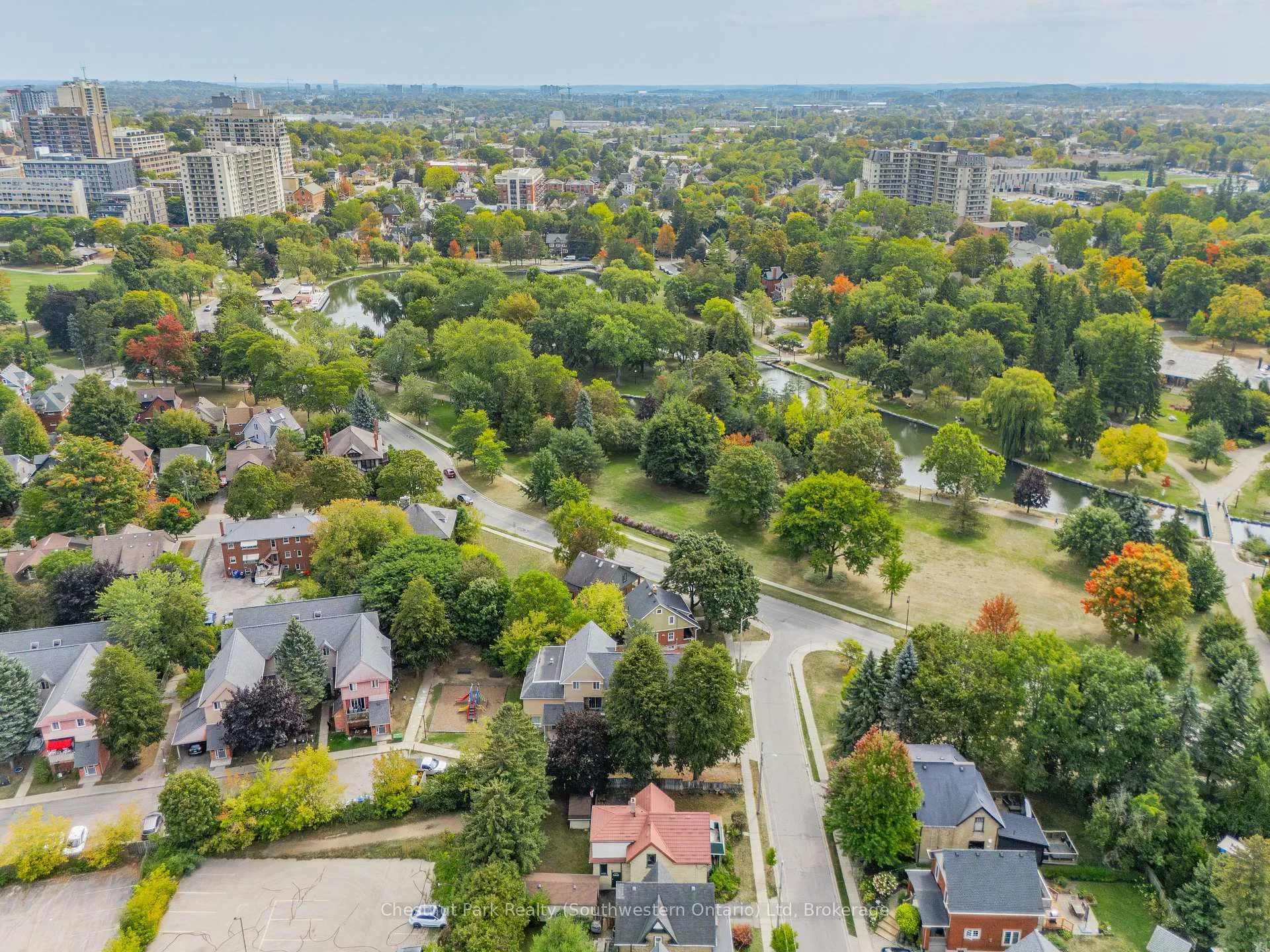 Photo 42 of 6 Theresa Street, Kitchener — HOMEH