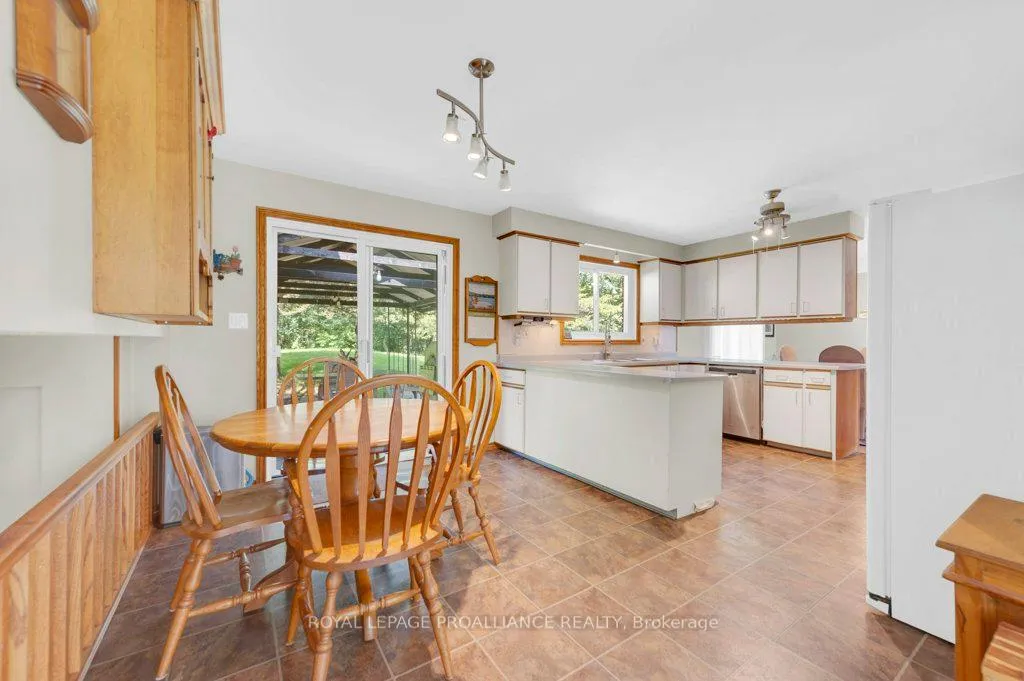 Photo 15 of 789 Hearns Road, Quinte West, Frankford Ward — HOMEH