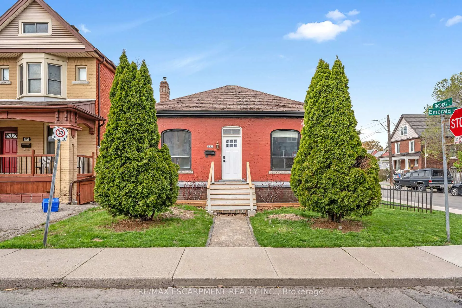Photo 1 of 197 Emerald Street N, Hamilton, Landsdale — HOMEH