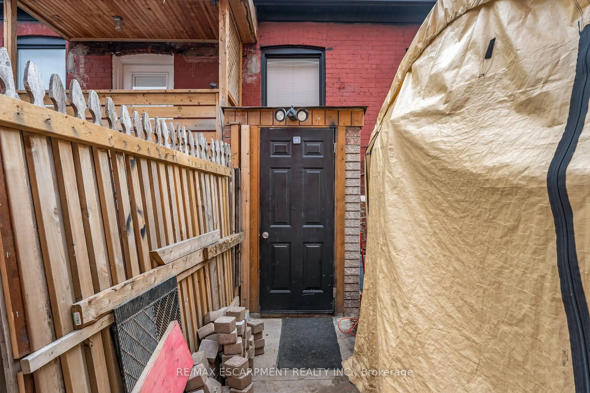 Photo 6 of 197 Emerald Street N, Hamilton, Landsdale — HOMEH