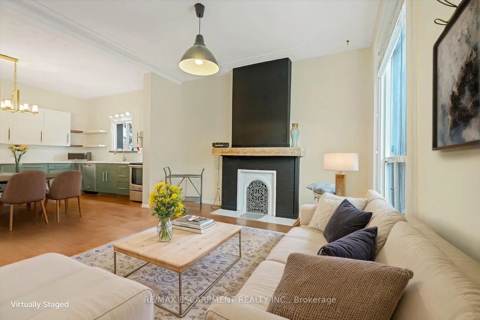 Photo 9 of 197 Emerald Street N, Hamilton, Landsdale — HOMEH