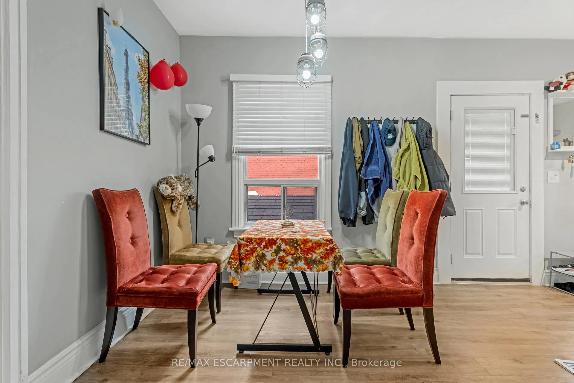 Photo 32 of 197 Emerald Street N, Hamilton, Landsdale — HOMEH