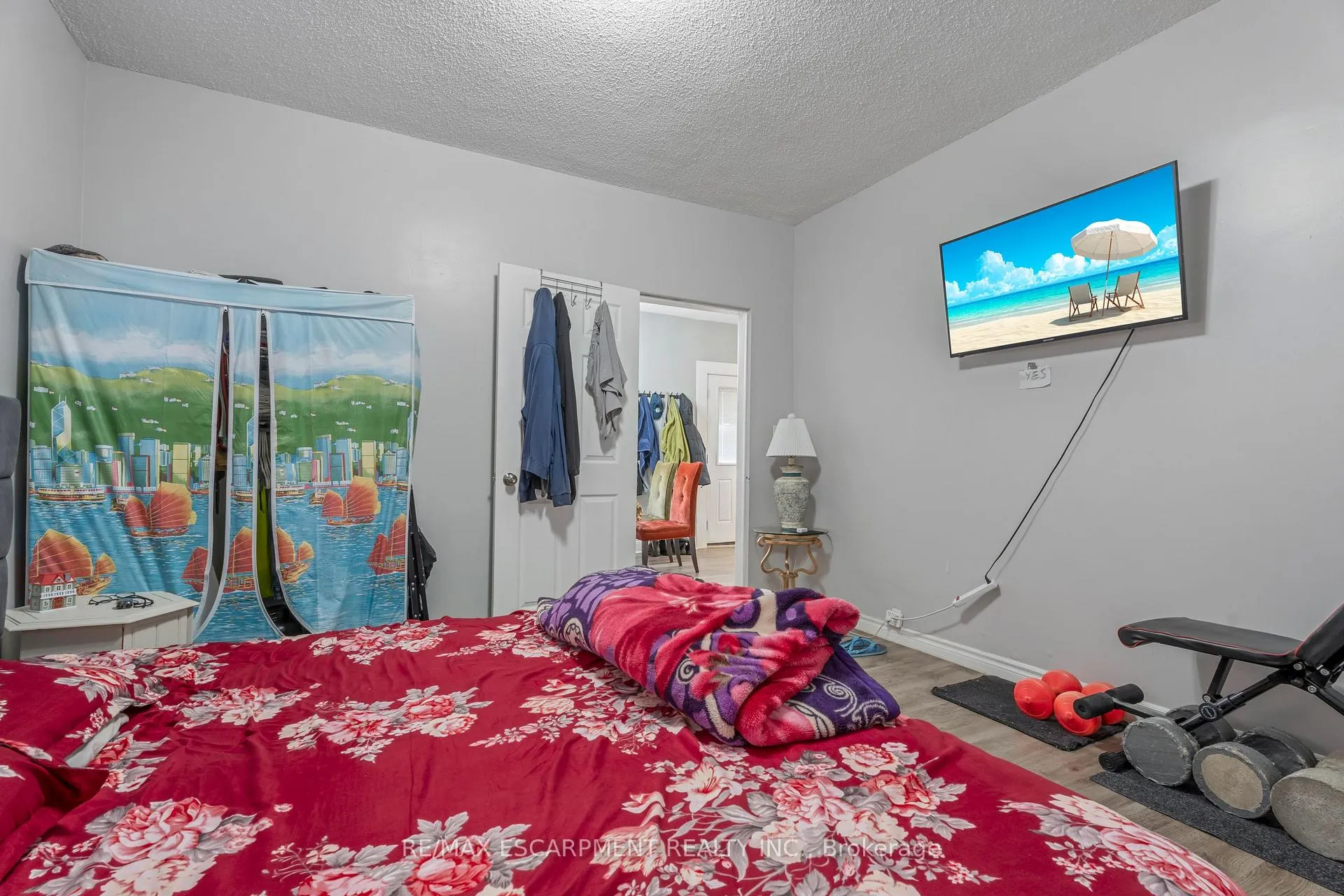 Photo 37 of 197 Emerald Street N, Hamilton, Landsdale — HOMEH