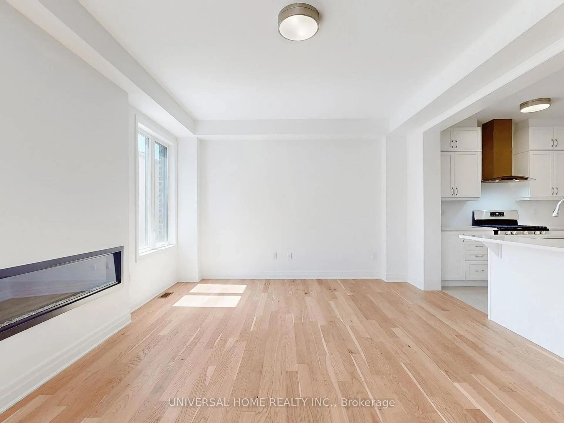Photo 5 of 29 Berczy Manor Crescent, Markham, Victoria Square — HOMEH