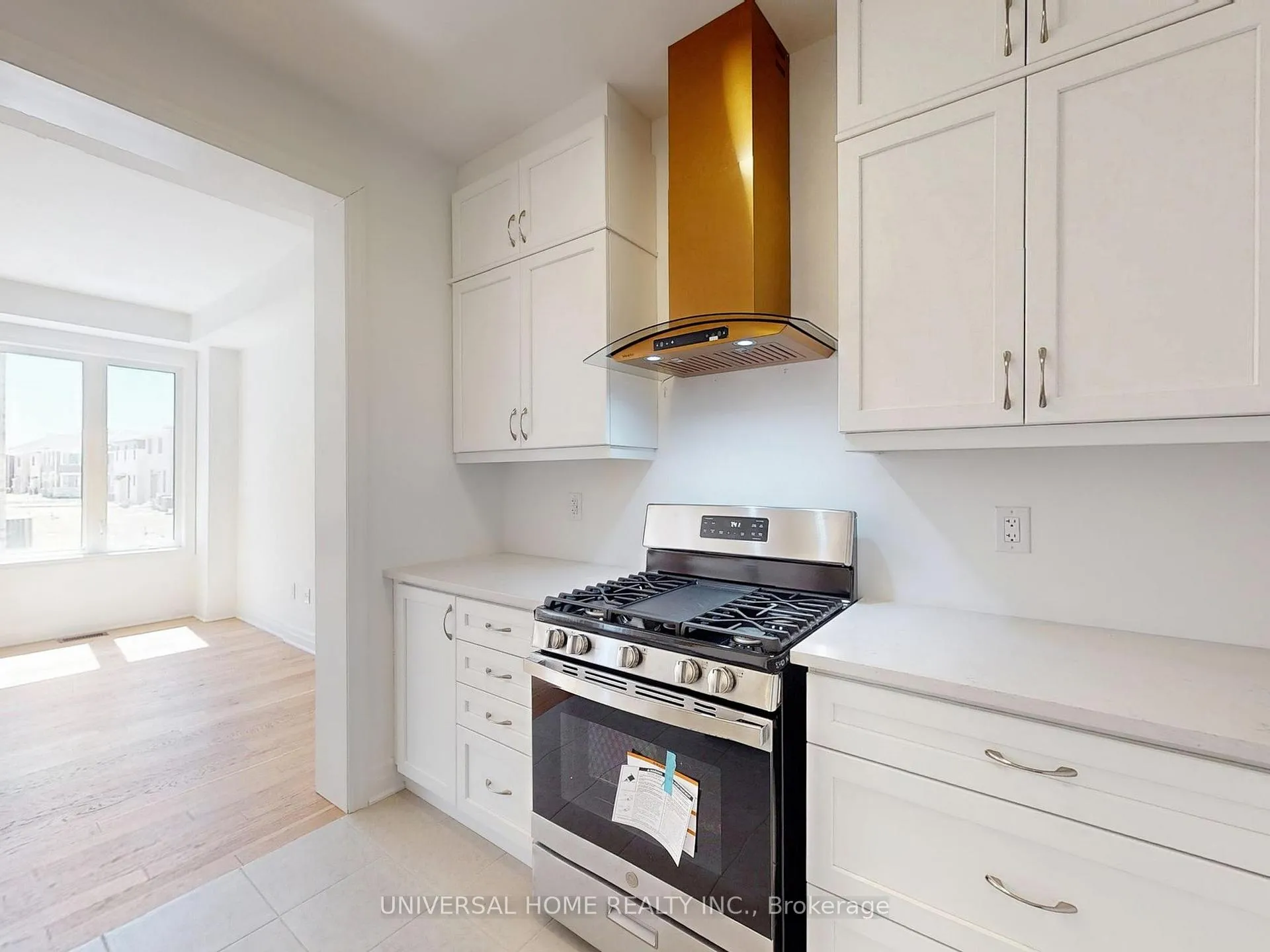Photo 13 of 29 Berczy Manor Crescent, Markham, Victoria Square — HOMEH