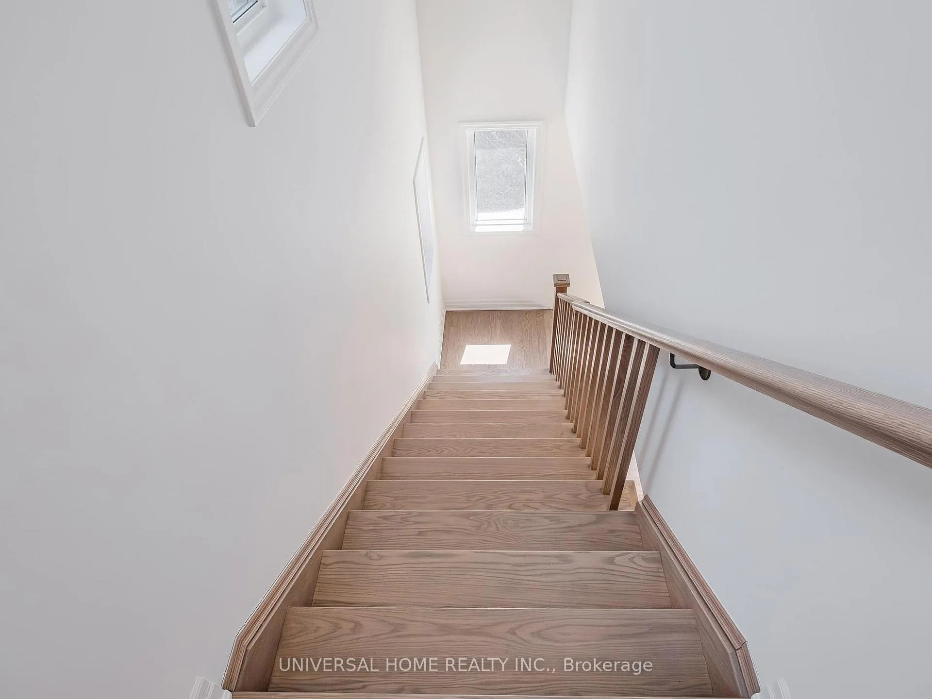 Photo 23 of 29 Berczy Manor Crescent, Markham, Victoria Square — HOMEH