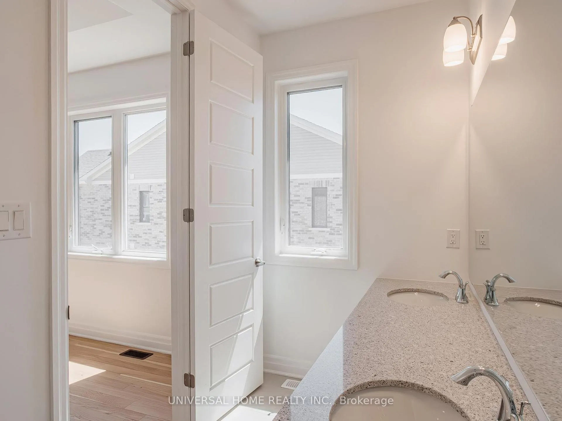 Photo 32 of 29 Berczy Manor Crescent, Markham, Victoria Square — HOMEH