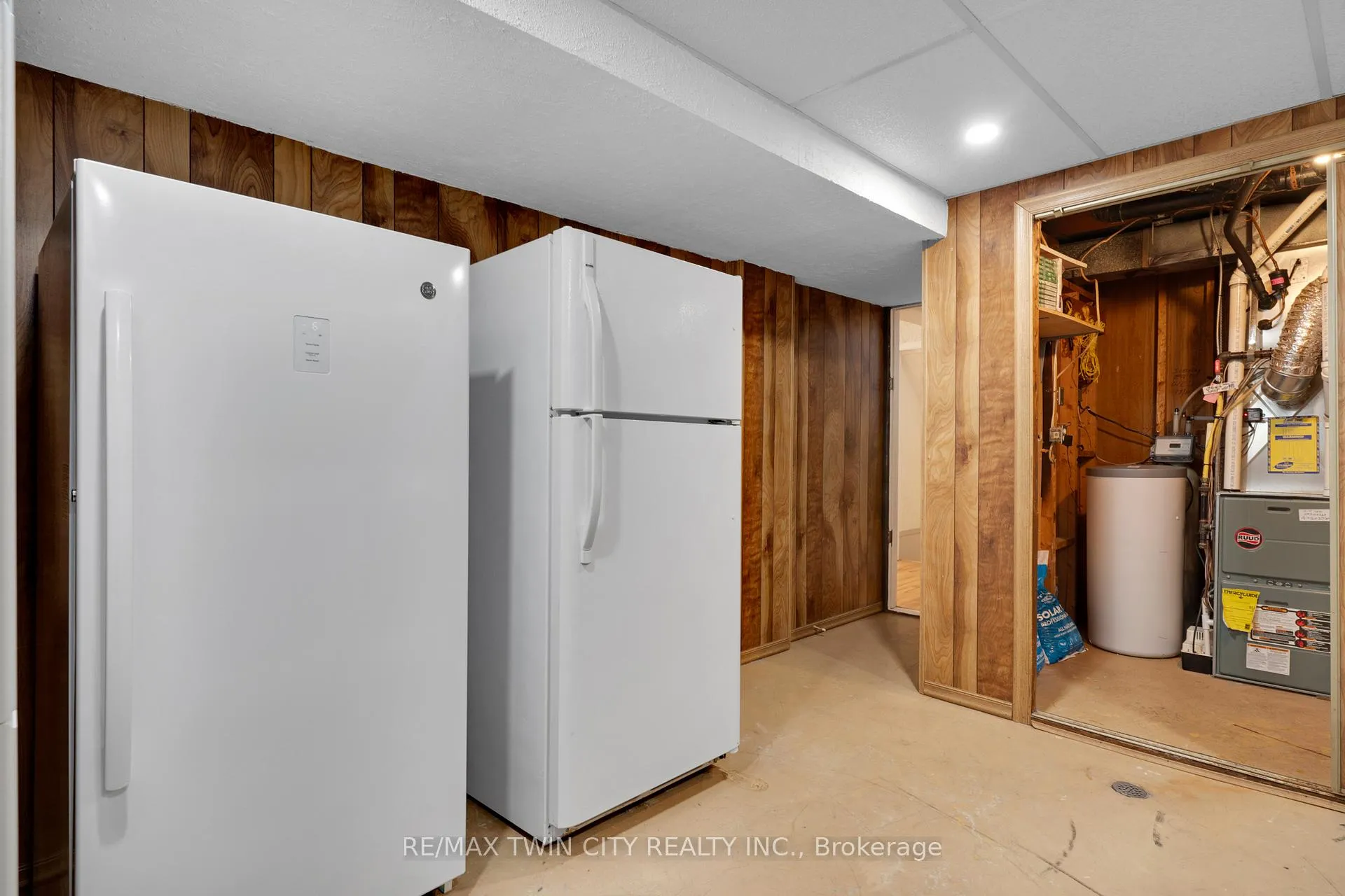 Photo 31 of 71 Pepperwood Crescent, Kitchener — HOMEH