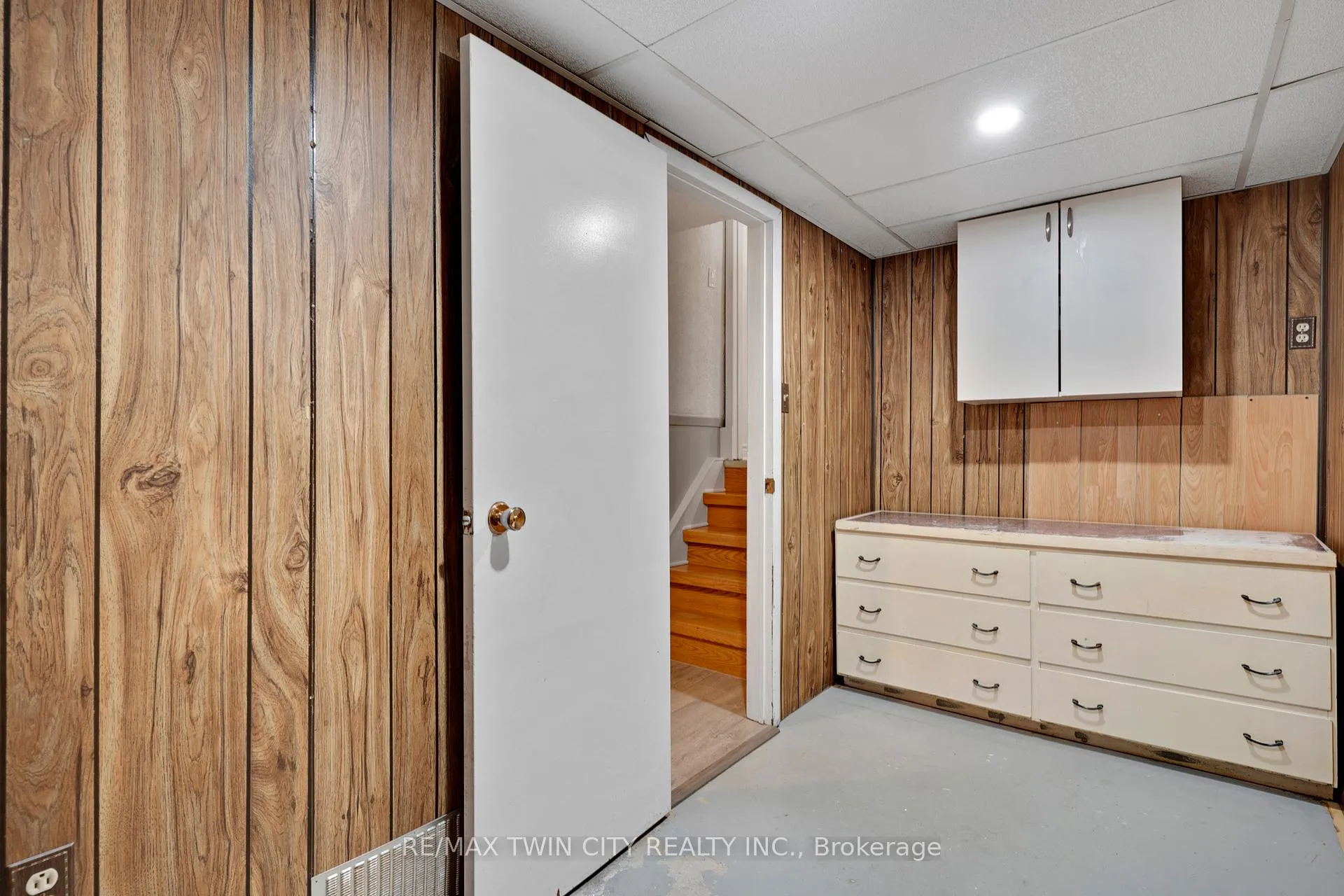 Photo 33 of 71 Pepperwood Crescent, Kitchener — HOMEH