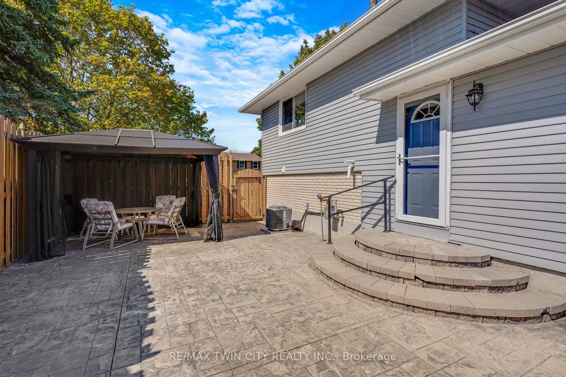 Photo 40 of 71 Pepperwood Crescent, Kitchener — HOMEH
