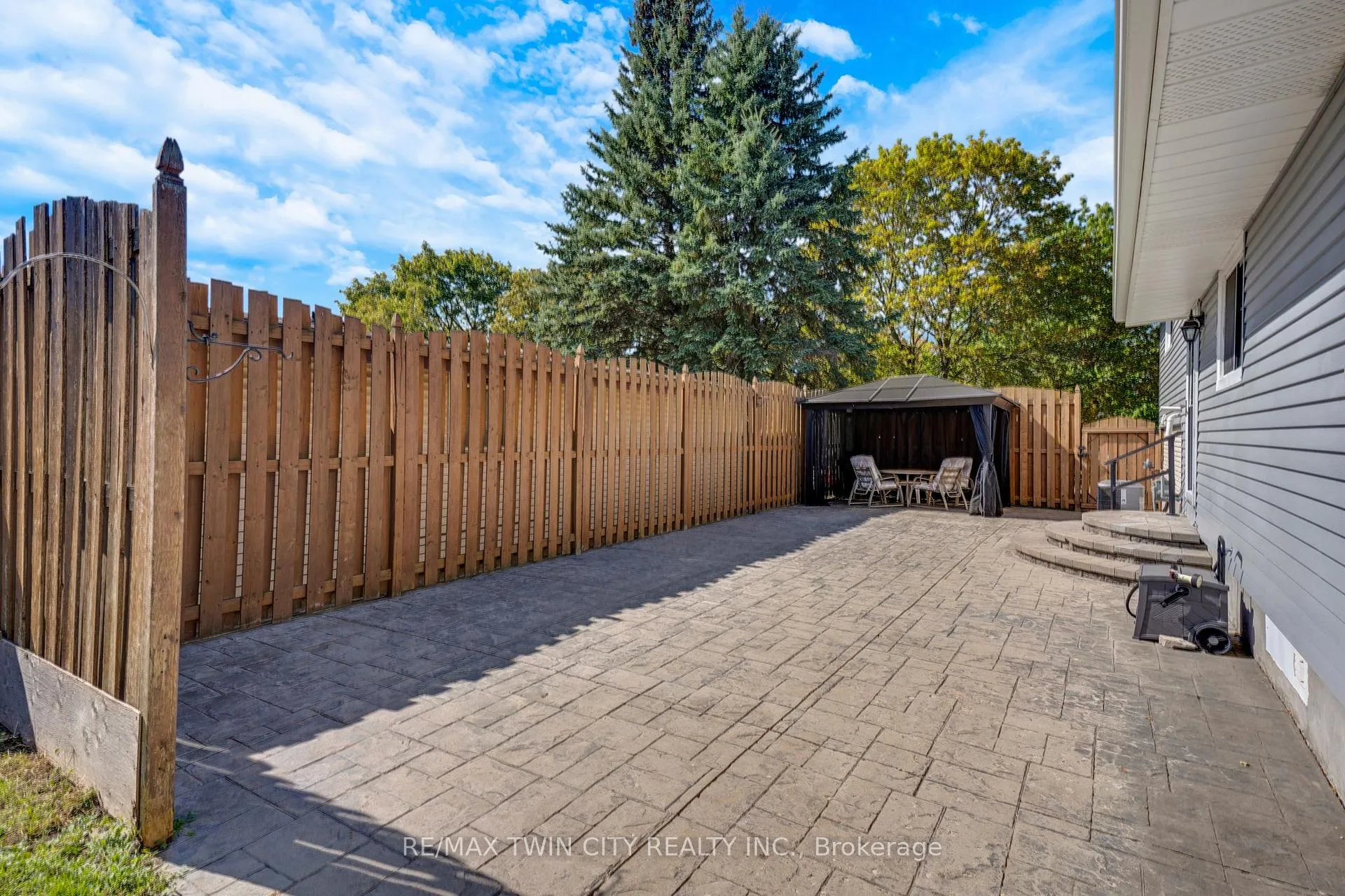 Photo 44 of 71 Pepperwood Crescent, Kitchener — HOMEH