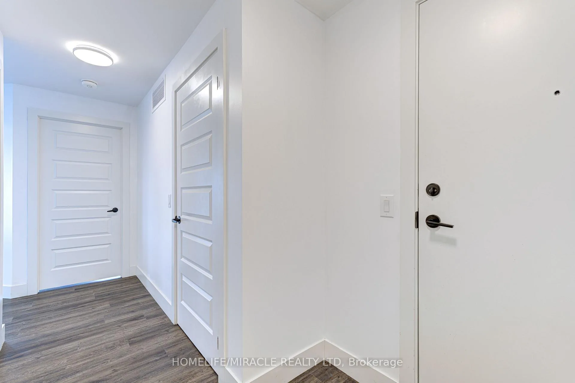 Photo 3 of Unit 402, 26 Lowes Road W, Guelph, Clairfields/Hanlon Business Park — HOMEH