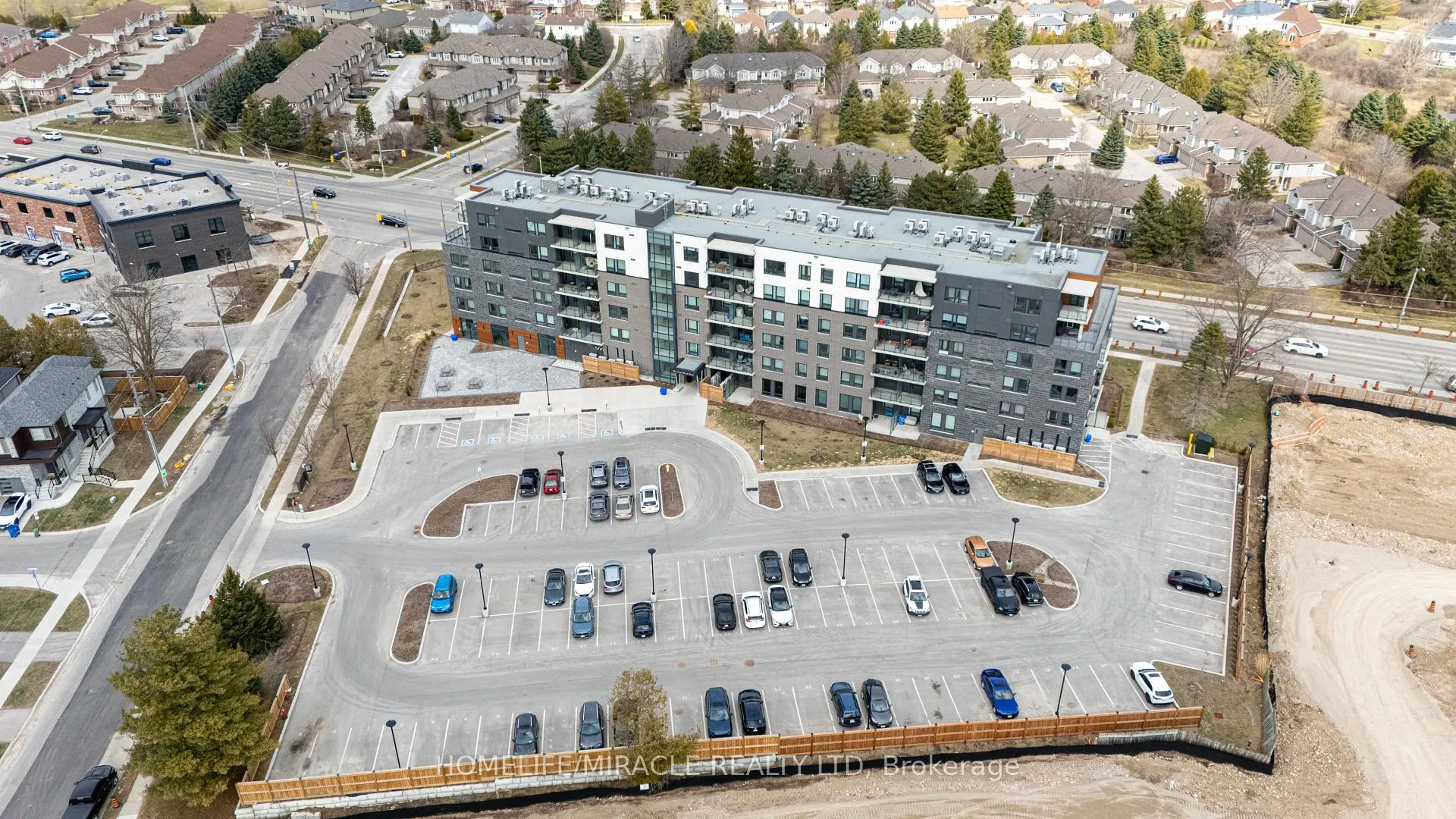 Photo 4 of Unit 402, 26 Lowes Road W, Guelph, Clairfields/Hanlon Business Park — HOMEH