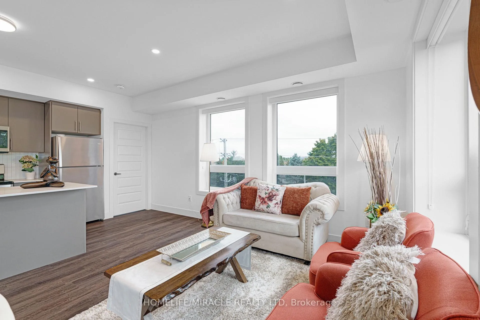 Photo 10 of Unit 402, 26 Lowes Road W, Guelph, Clairfields/Hanlon Business Park — HOMEH