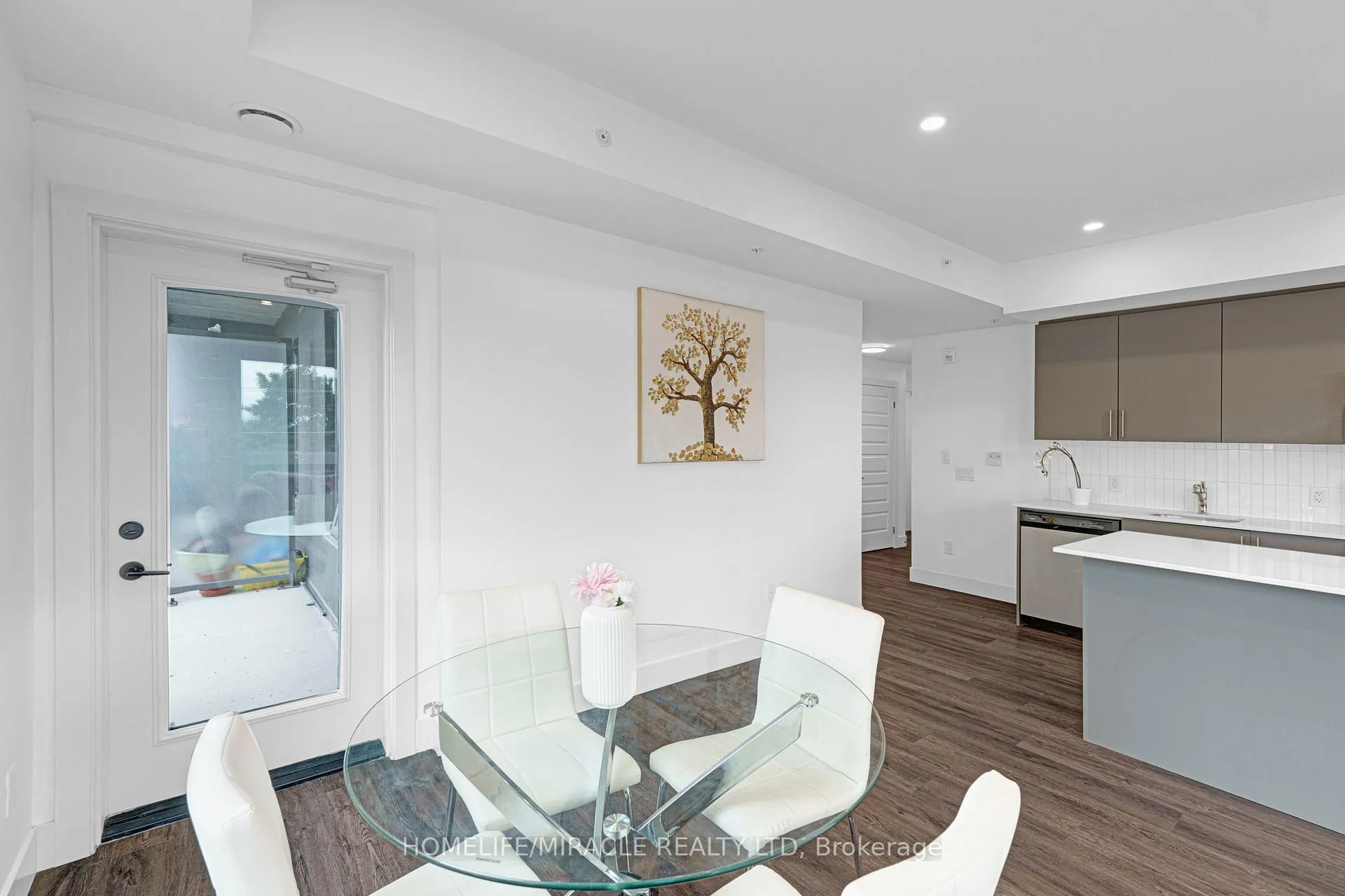 Photo 12 of Unit 402, 26 Lowes Road W, Guelph, Clairfields/Hanlon Business Park — HOMEH